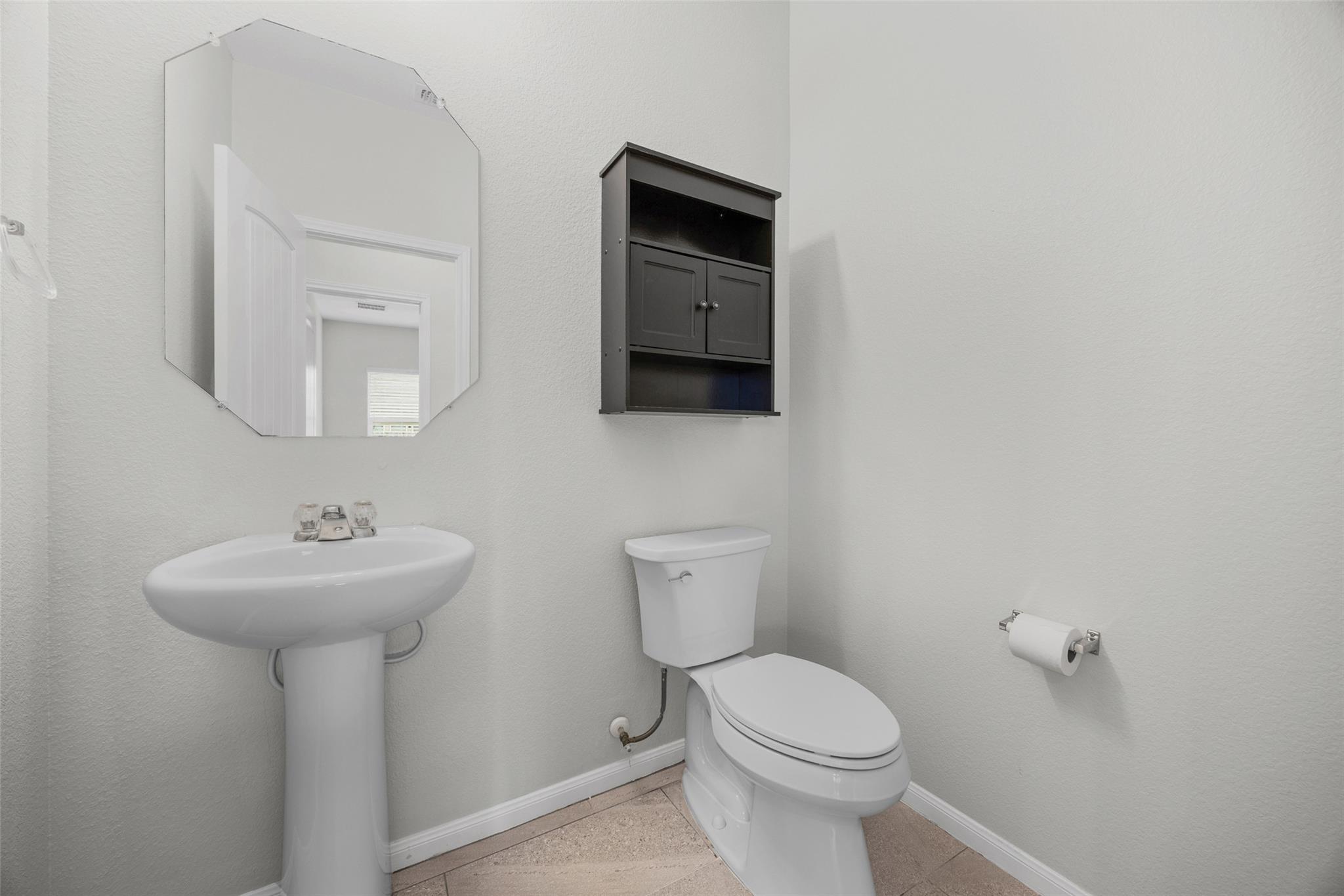 518 Luna Vista Dr, Hutto, TX 78634