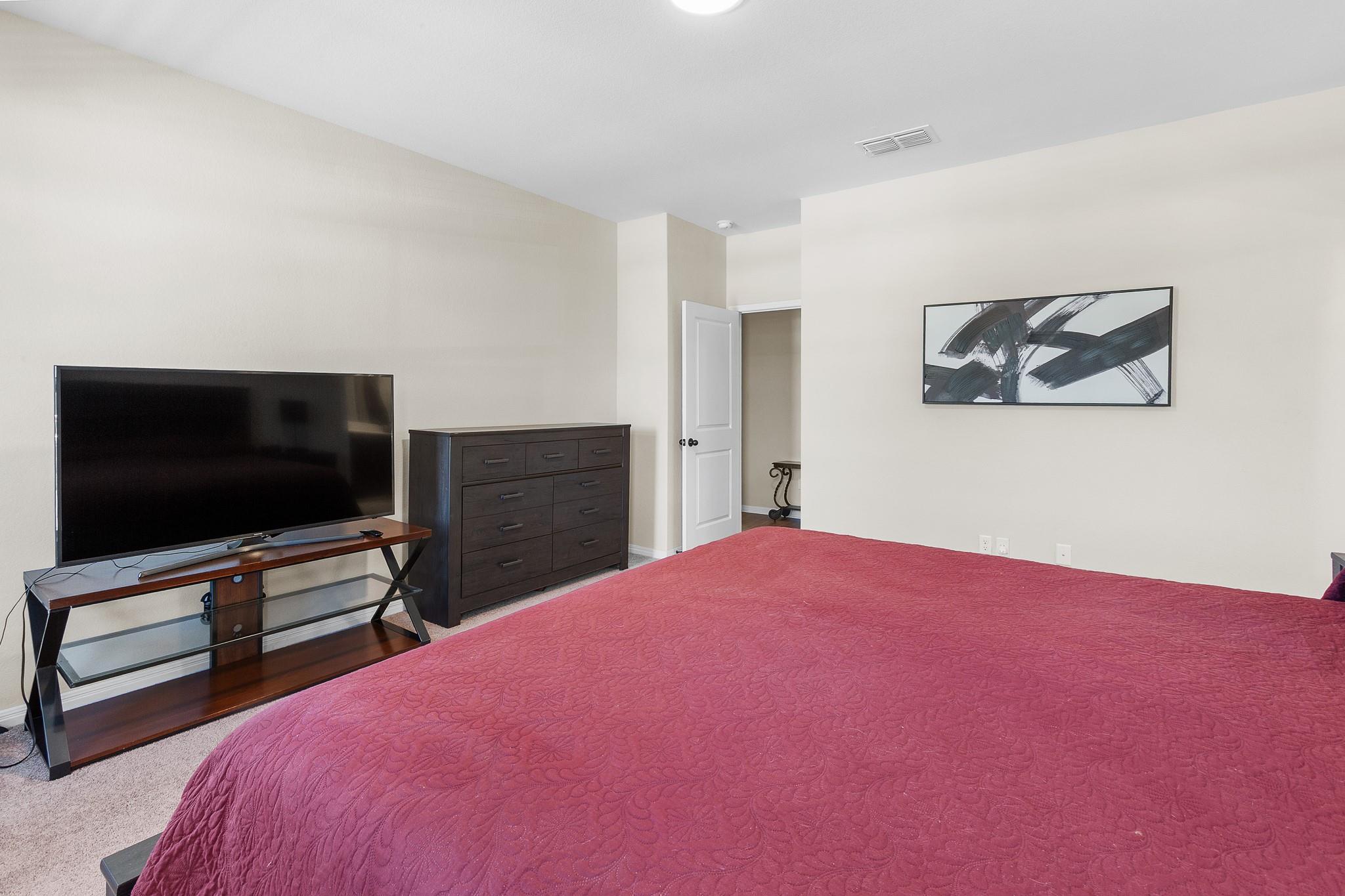 229 Treadwell Ln, Kyle, TX 78640