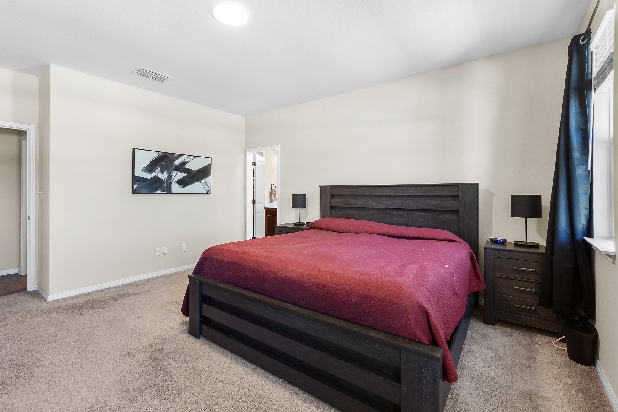 229 Treadwell Ln, Kyle, TX 78640