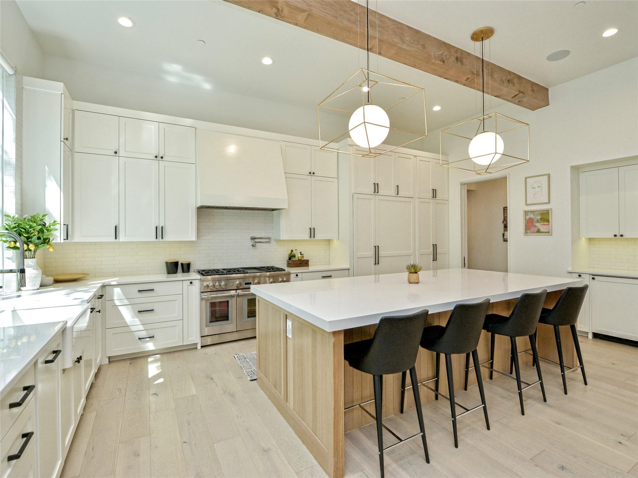 304 Westwood Ter, Austin, TX 78746