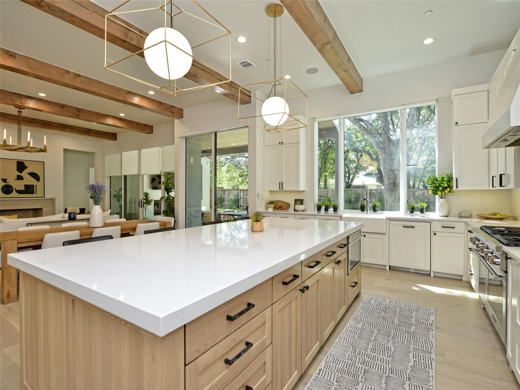 304 Westwood Ter, Austin, TX 78746