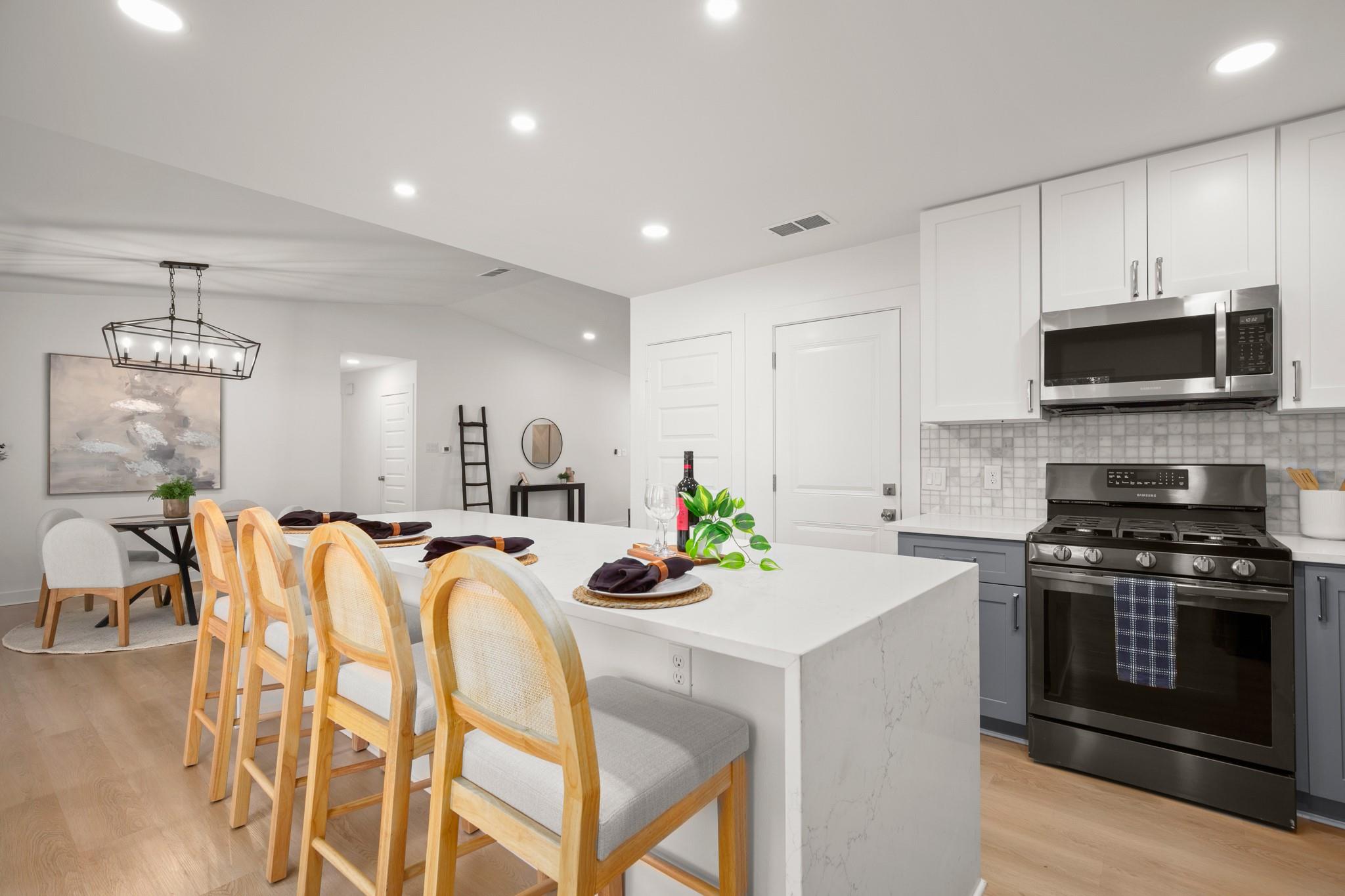 1004 Berrywood Dr, Austin, TX 78753