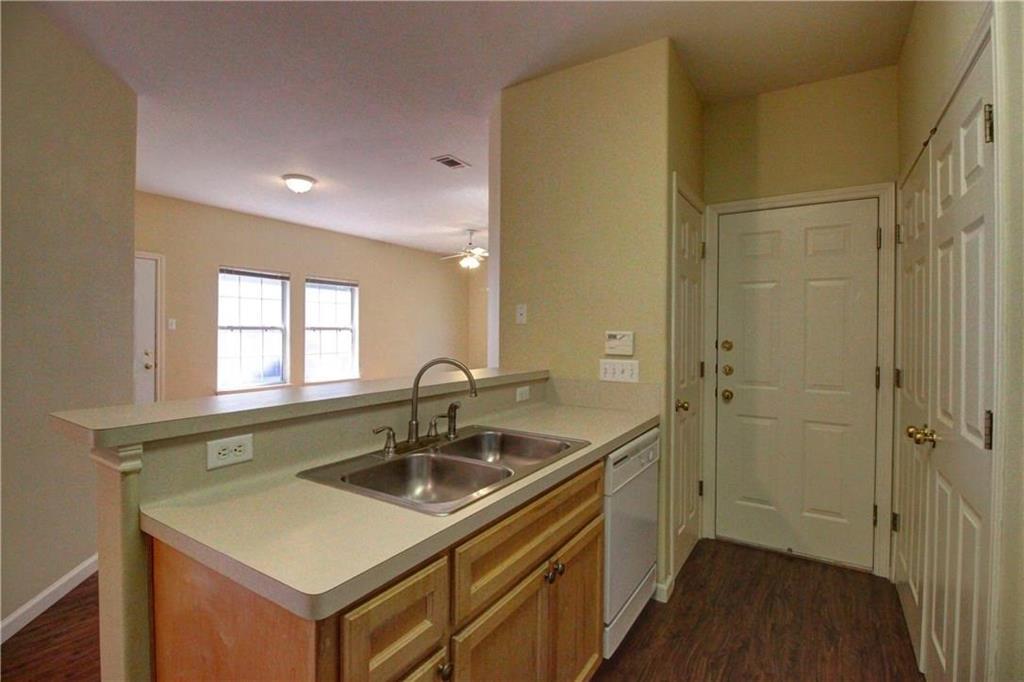 2920 Thrushwood Dr # B, Austin, TX 78757