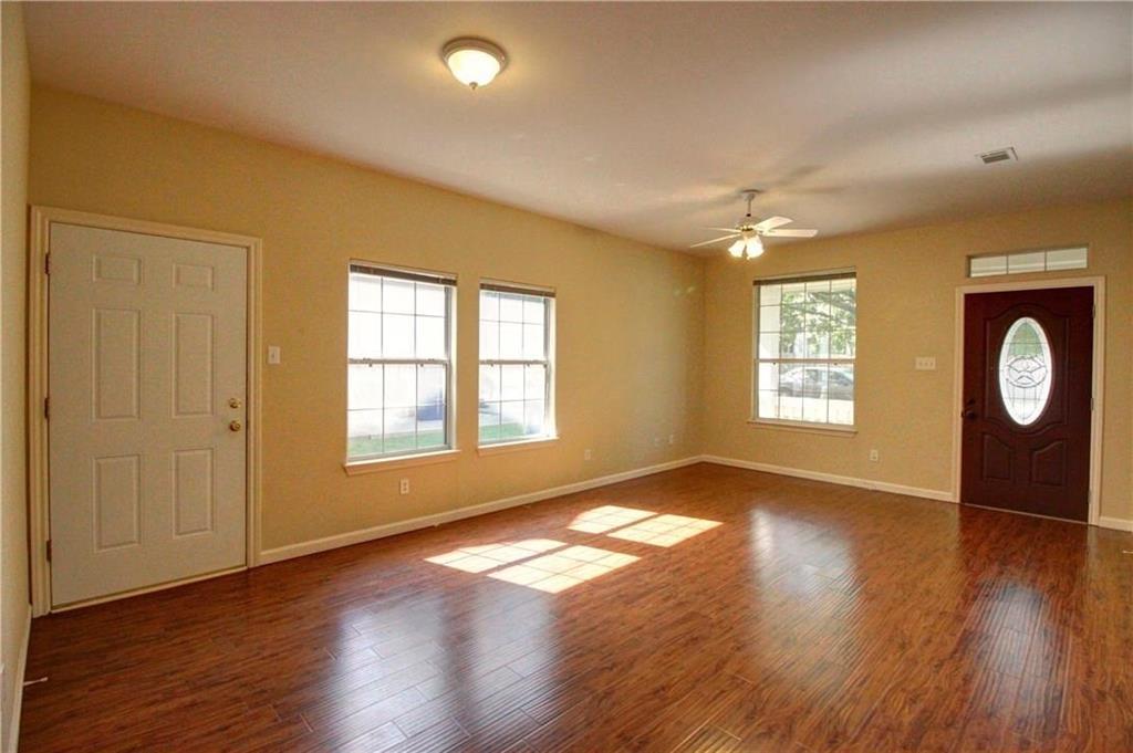 2920 Thrushwood Dr # B, Austin, TX 78757