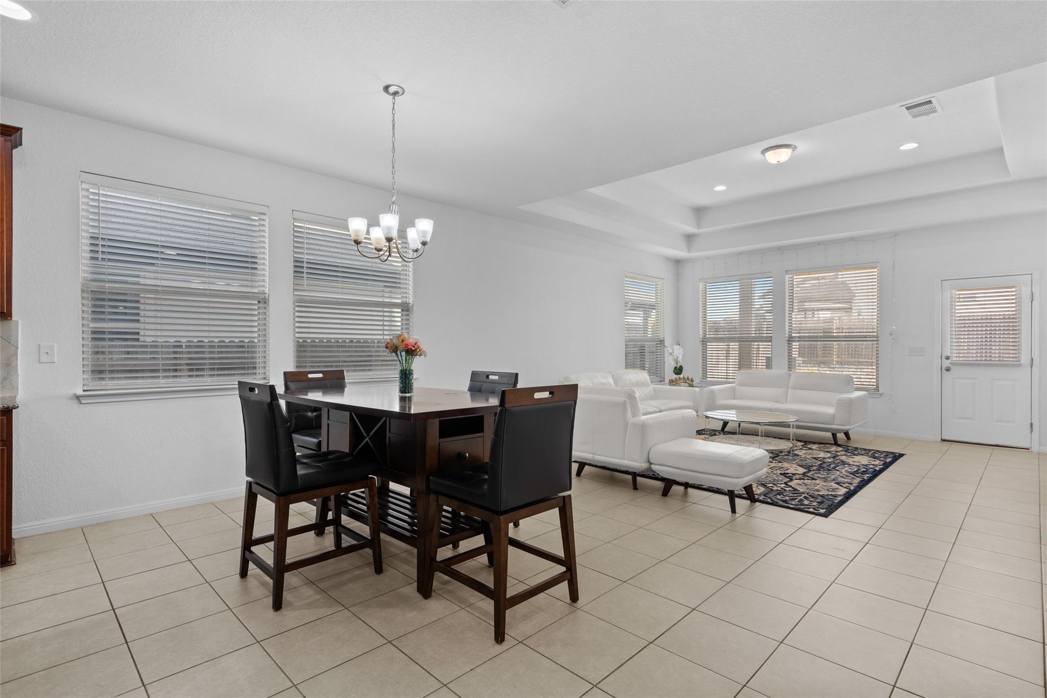 325 La Joya Pass, Leander, TX 78641