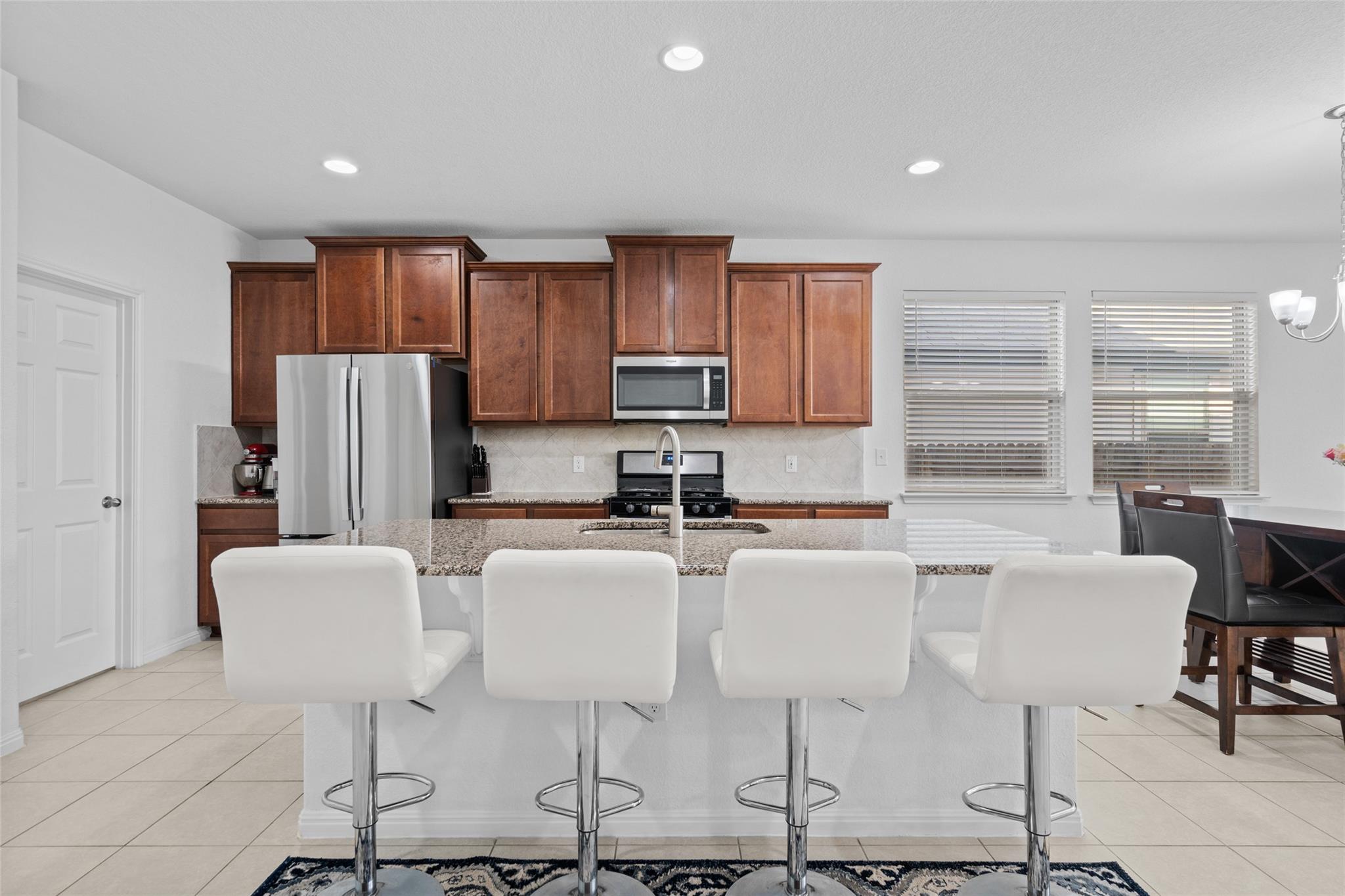 325 La Joya Pass, Leander, TX 78641