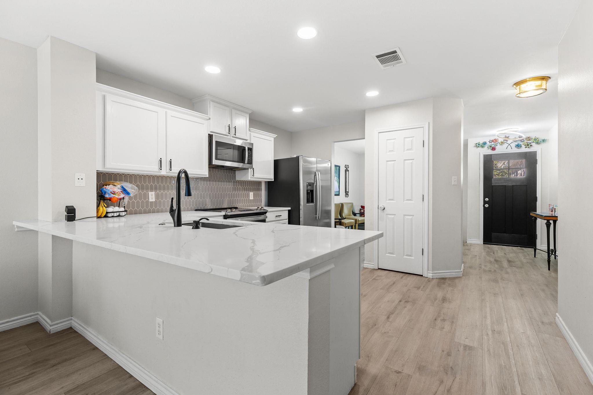 18200 Canopy Ln, Manor, TX 78653