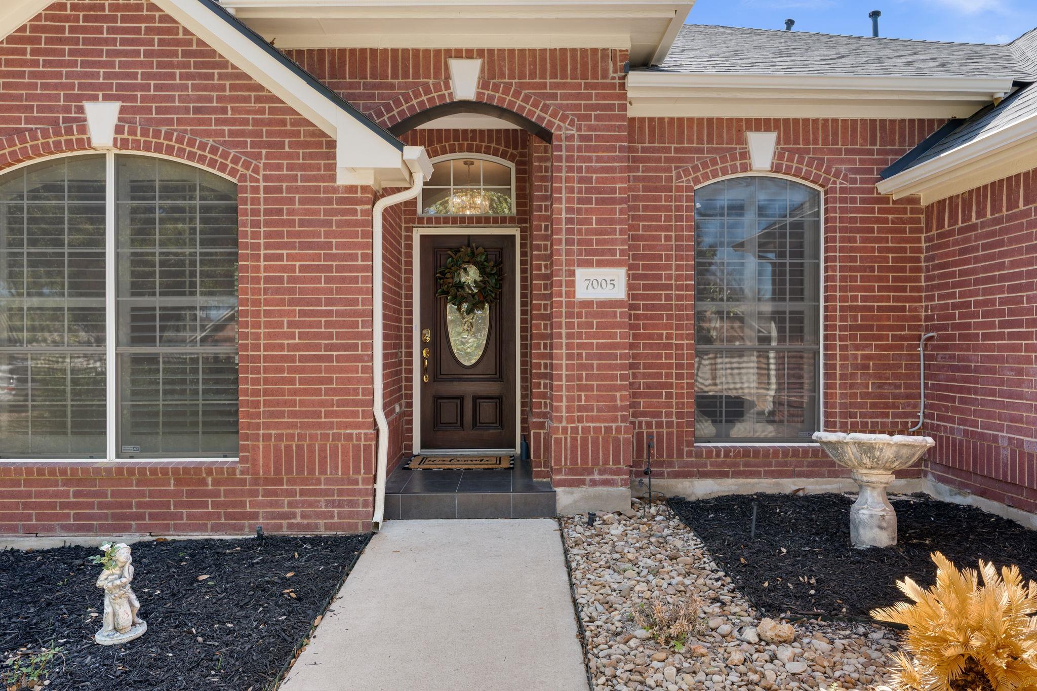 7005 Cool Canyon Cv, Round Rock, TX 78681