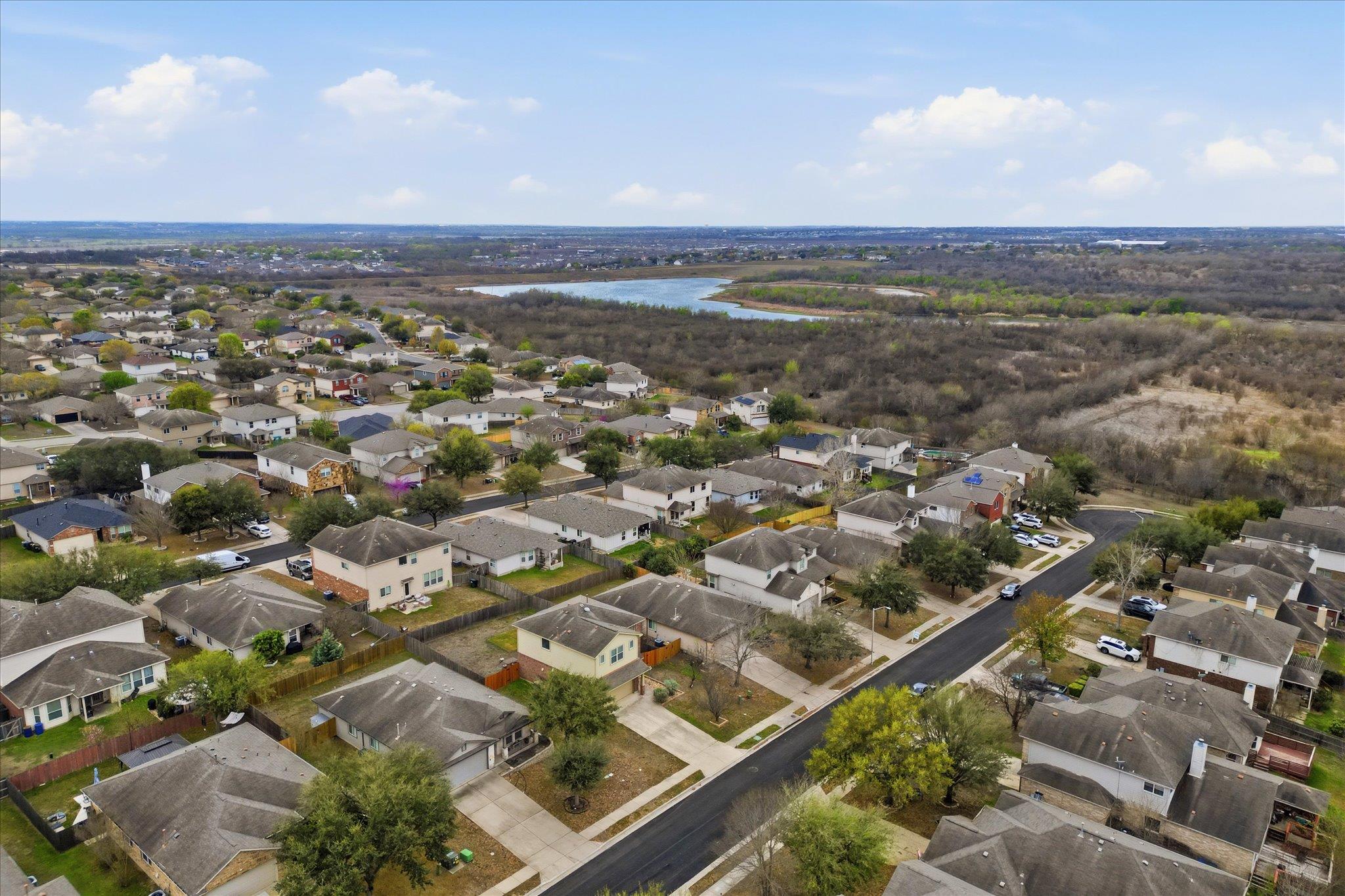 359 Bloomsbury Dr, Kyle, TX 78640