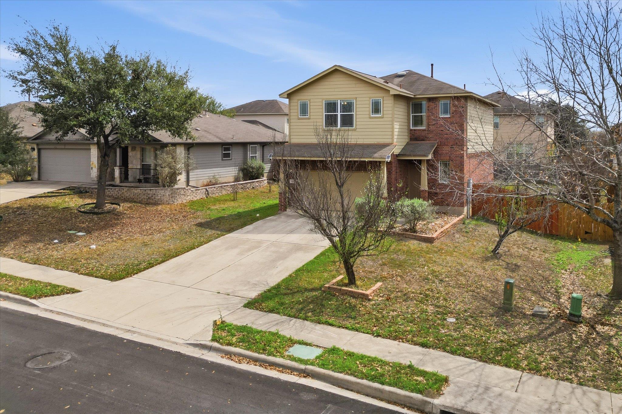 359 Bloomsbury Dr, Kyle, TX 78640