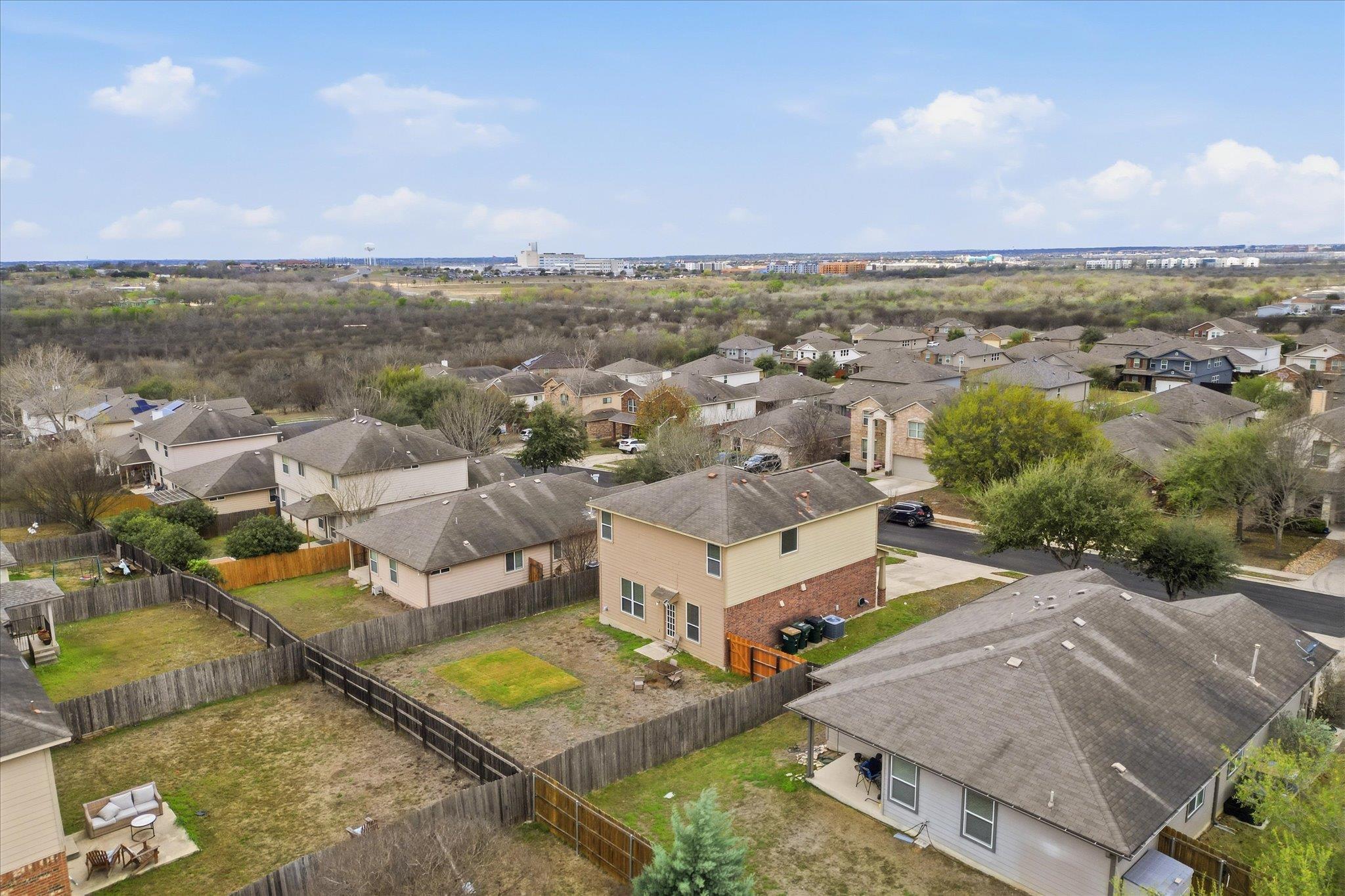 359 Bloomsbury Dr, Kyle, TX 78640