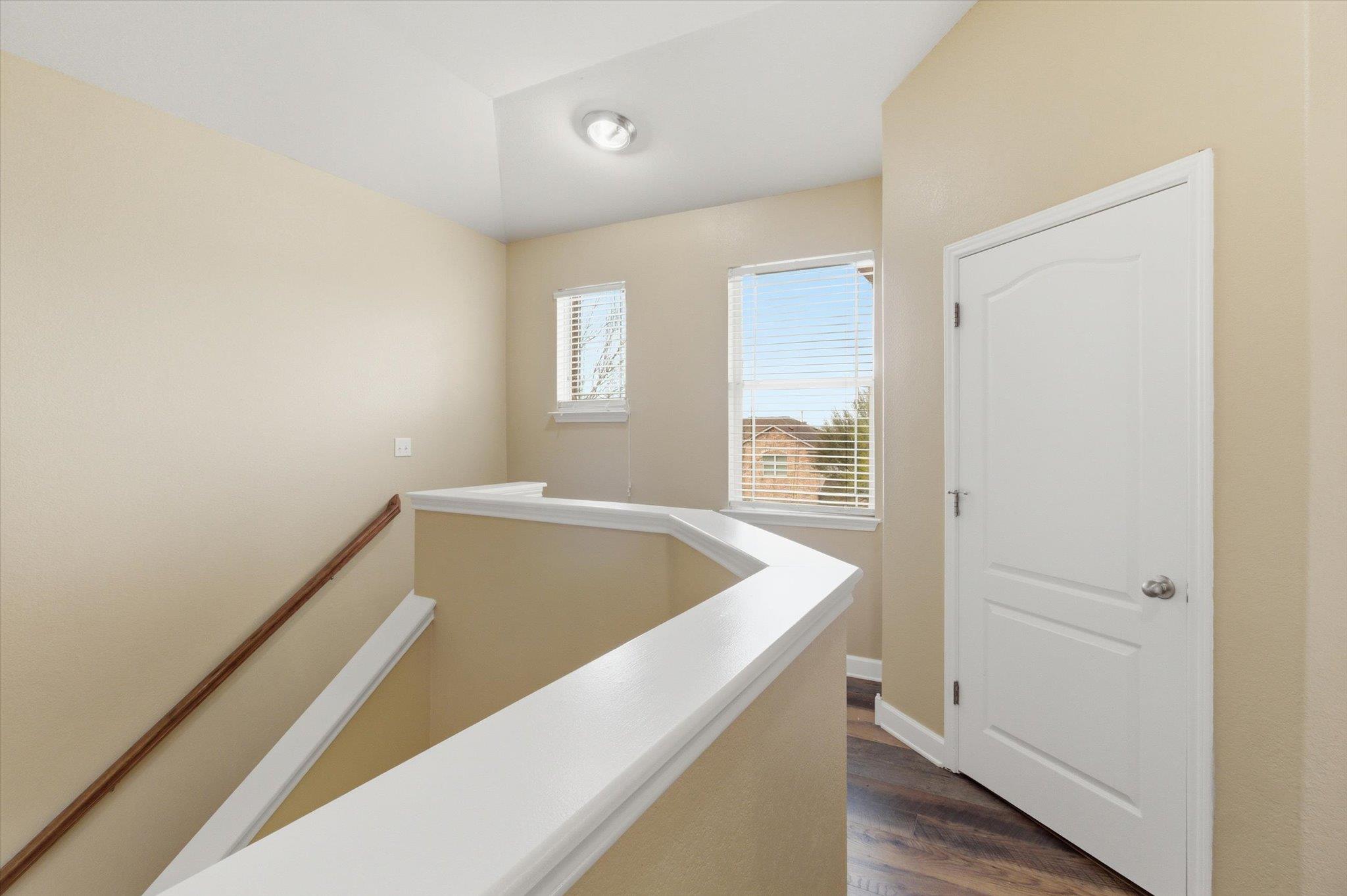 359 Bloomsbury Dr, Kyle, TX 78640