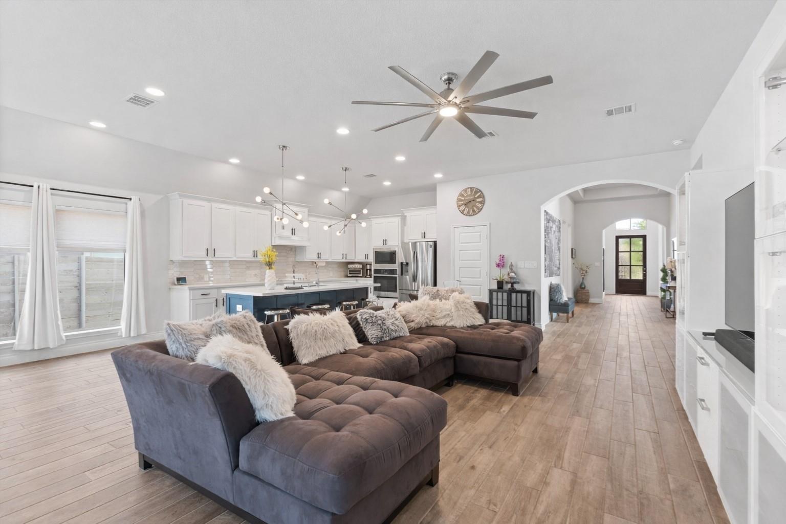 1101 Round Mountain Pass, Georgetown, TX 78628