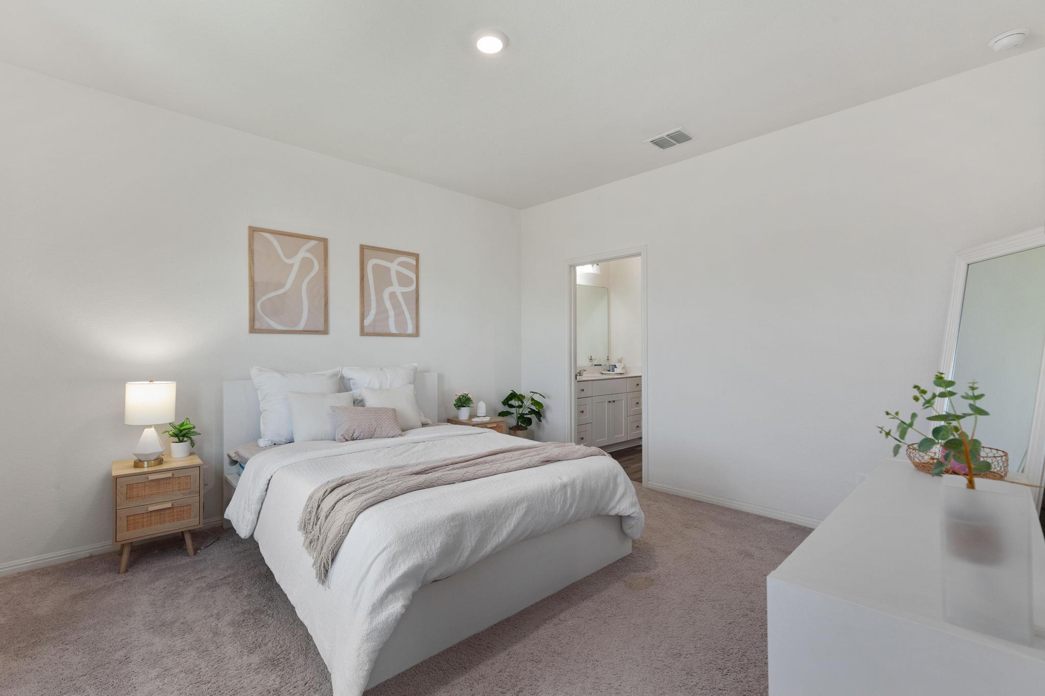 509 Red Fish Ln, Hutto, TX 78634