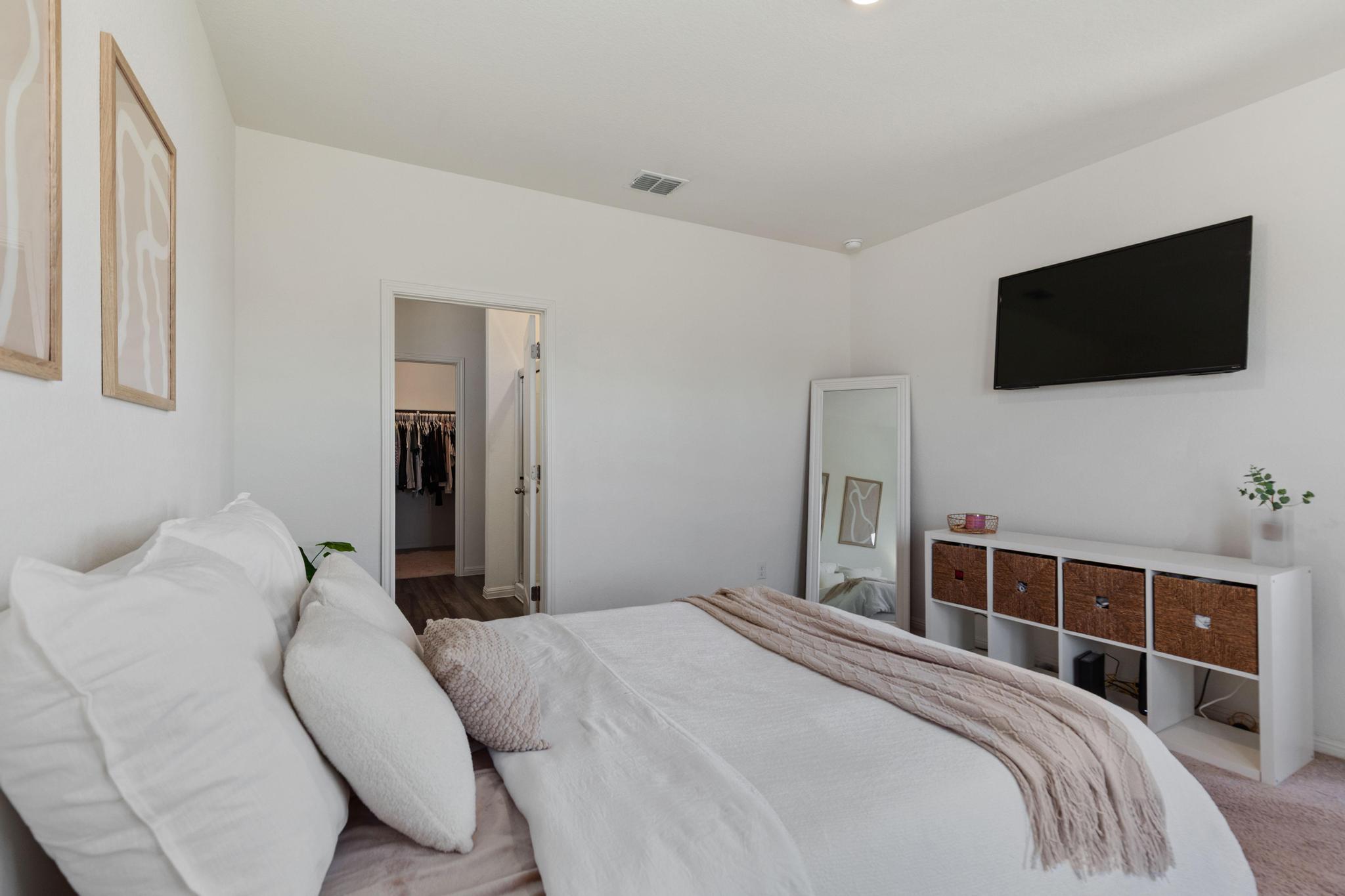 509 Red Fish Ln, Hutto, TX 78634