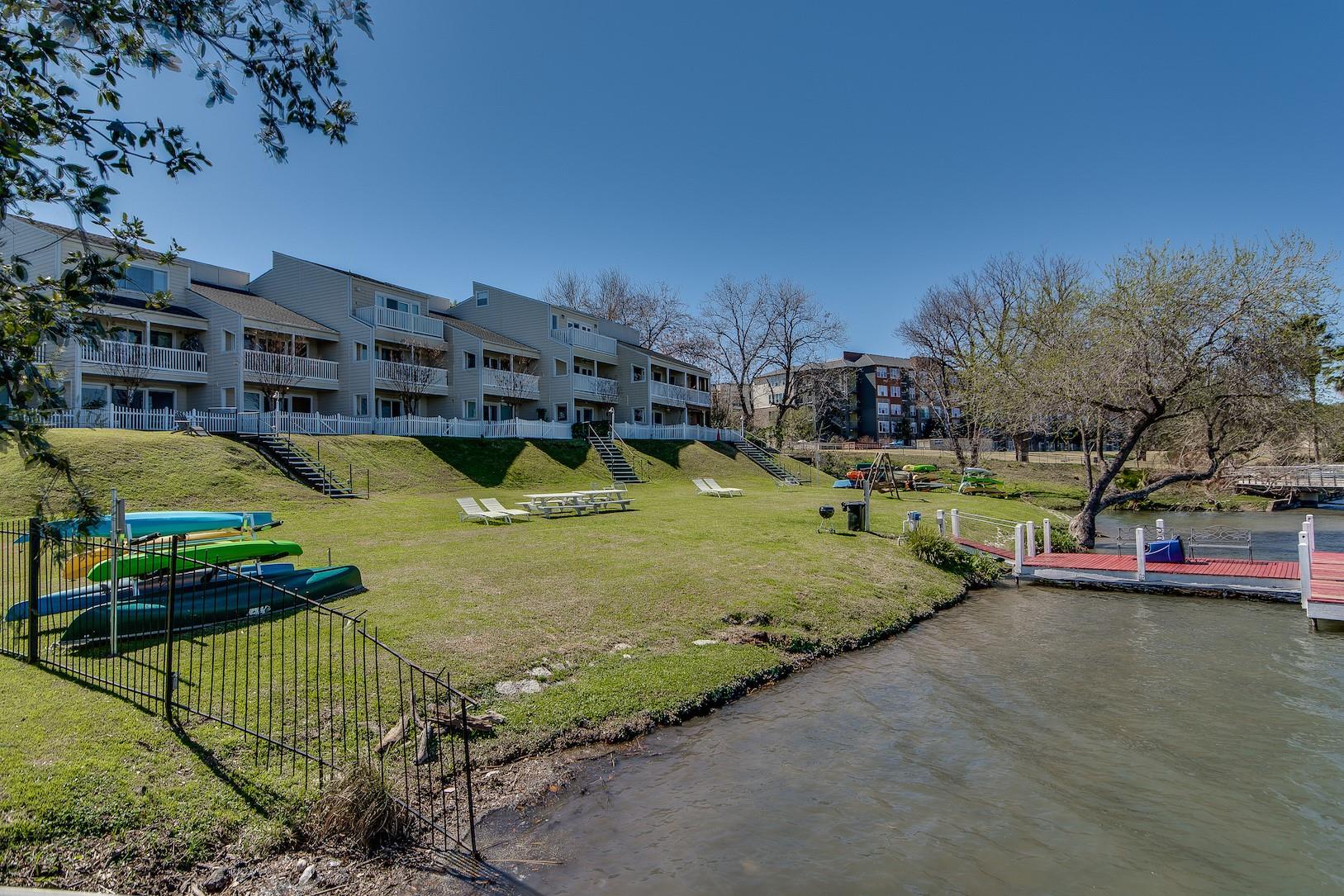 1818 S Lakeshore Blvd # 37, Austin, TX 78741