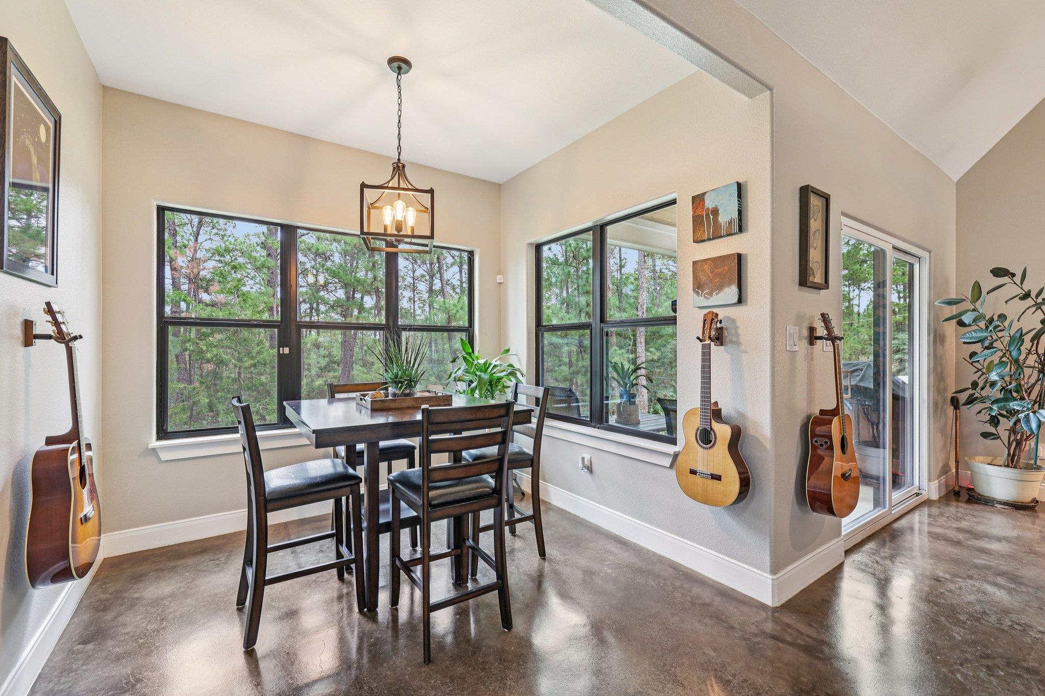 106 Kahuku Ct, Bastrop, TX 78602