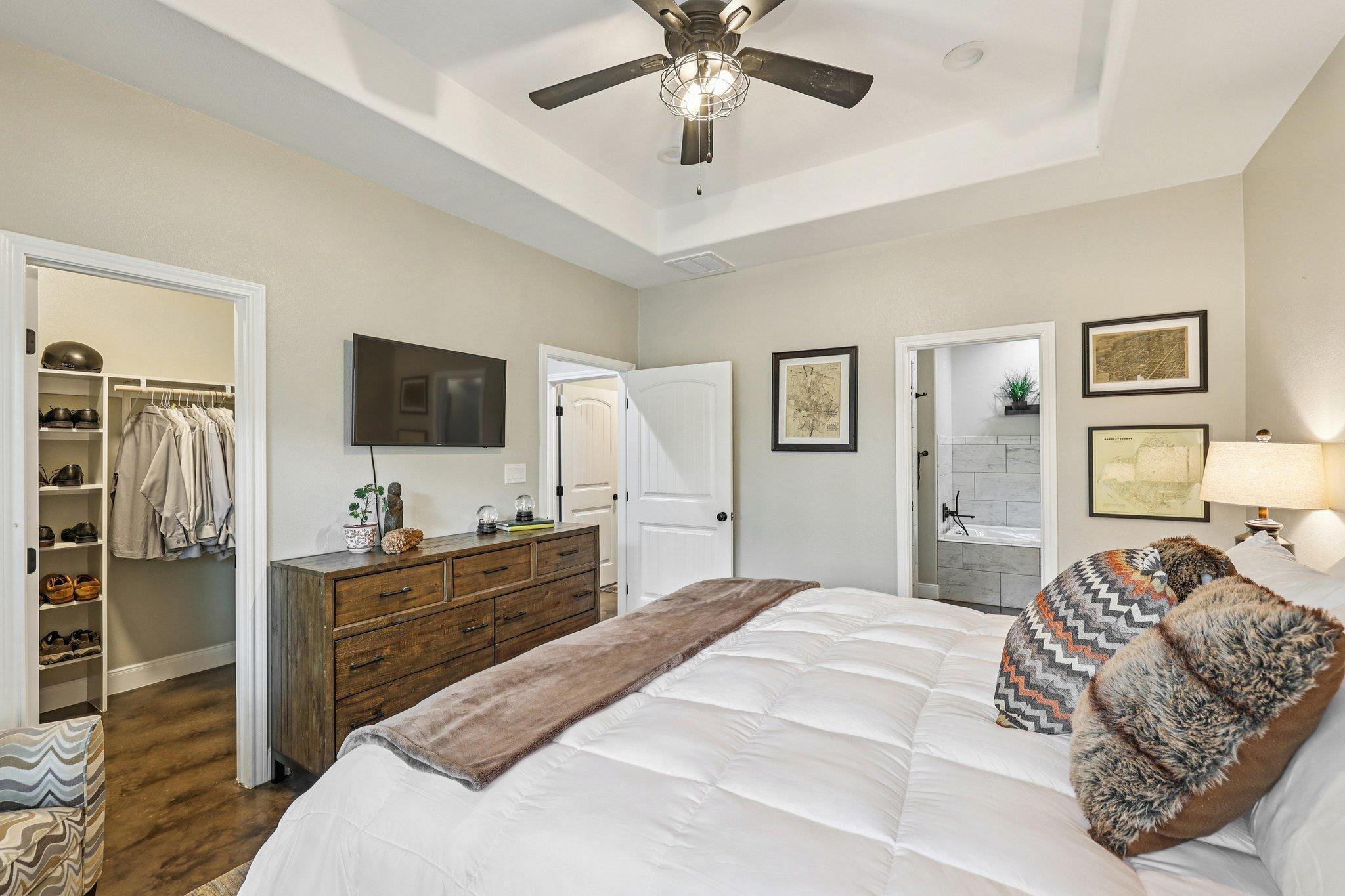 106 Kahuku Ct, Bastrop, TX 78602