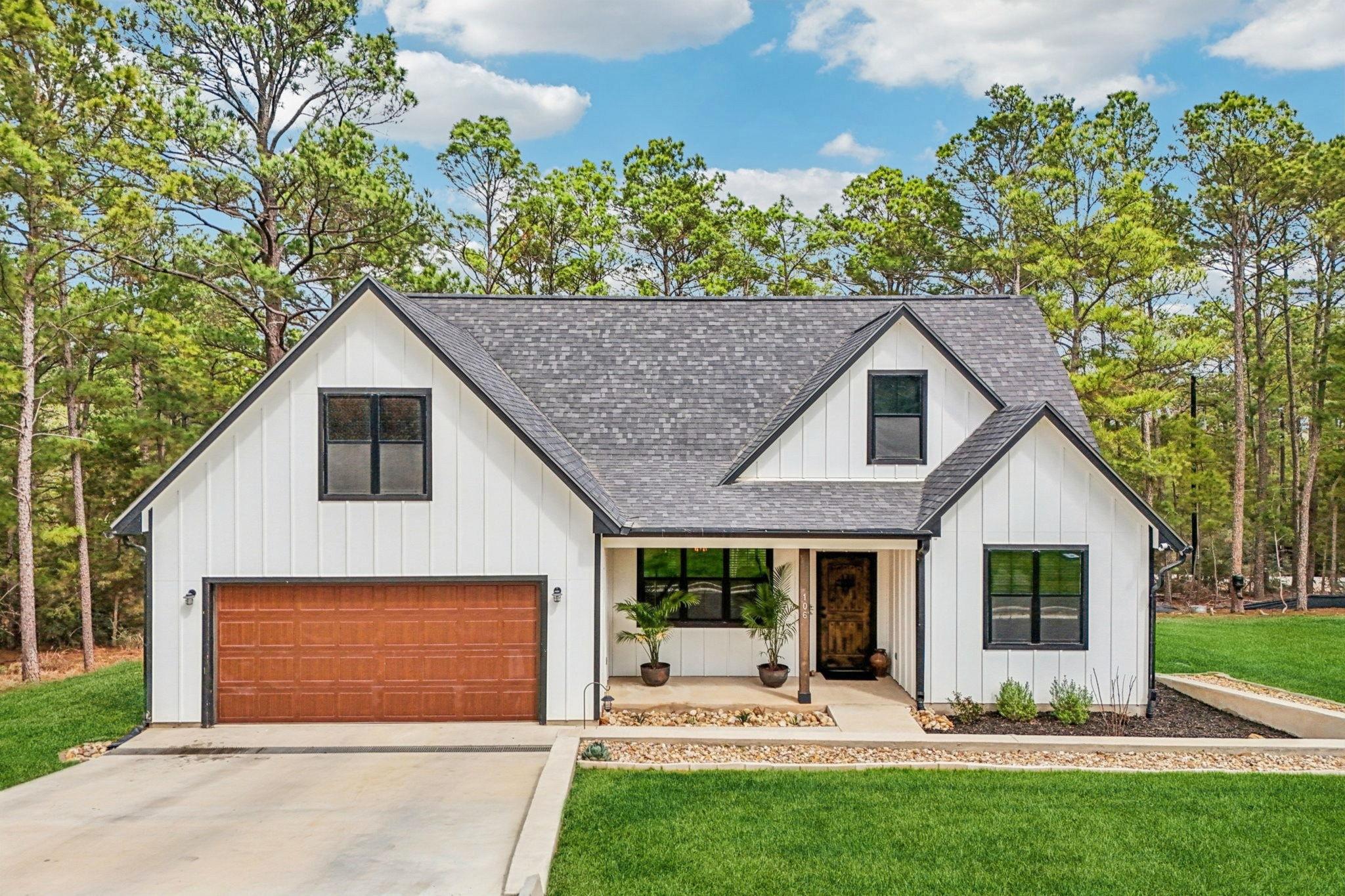 106 Kahuku Ct, Bastrop, TX 78602