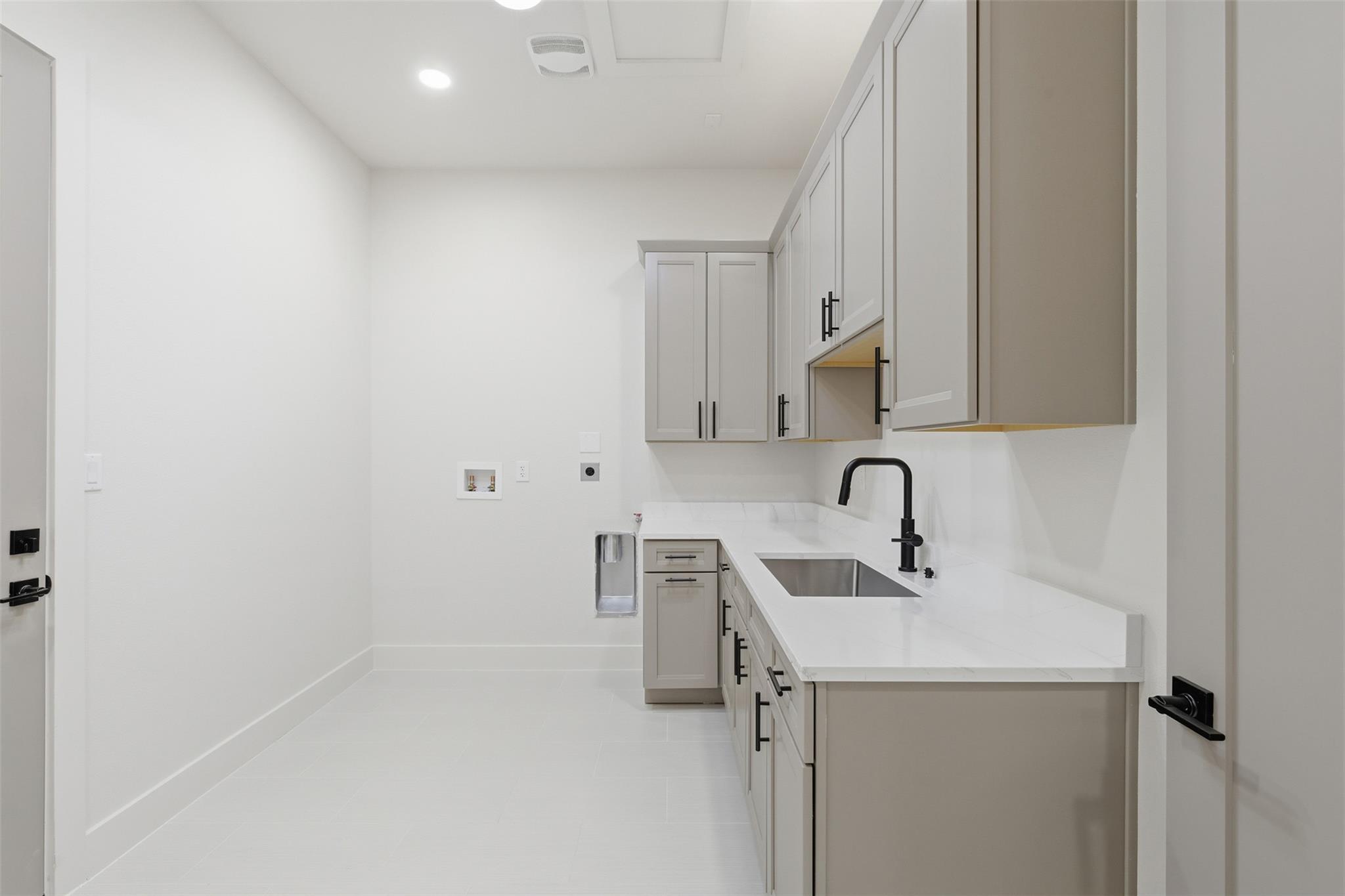 8115 Rockwood Ln # A, Austin, TX 78757