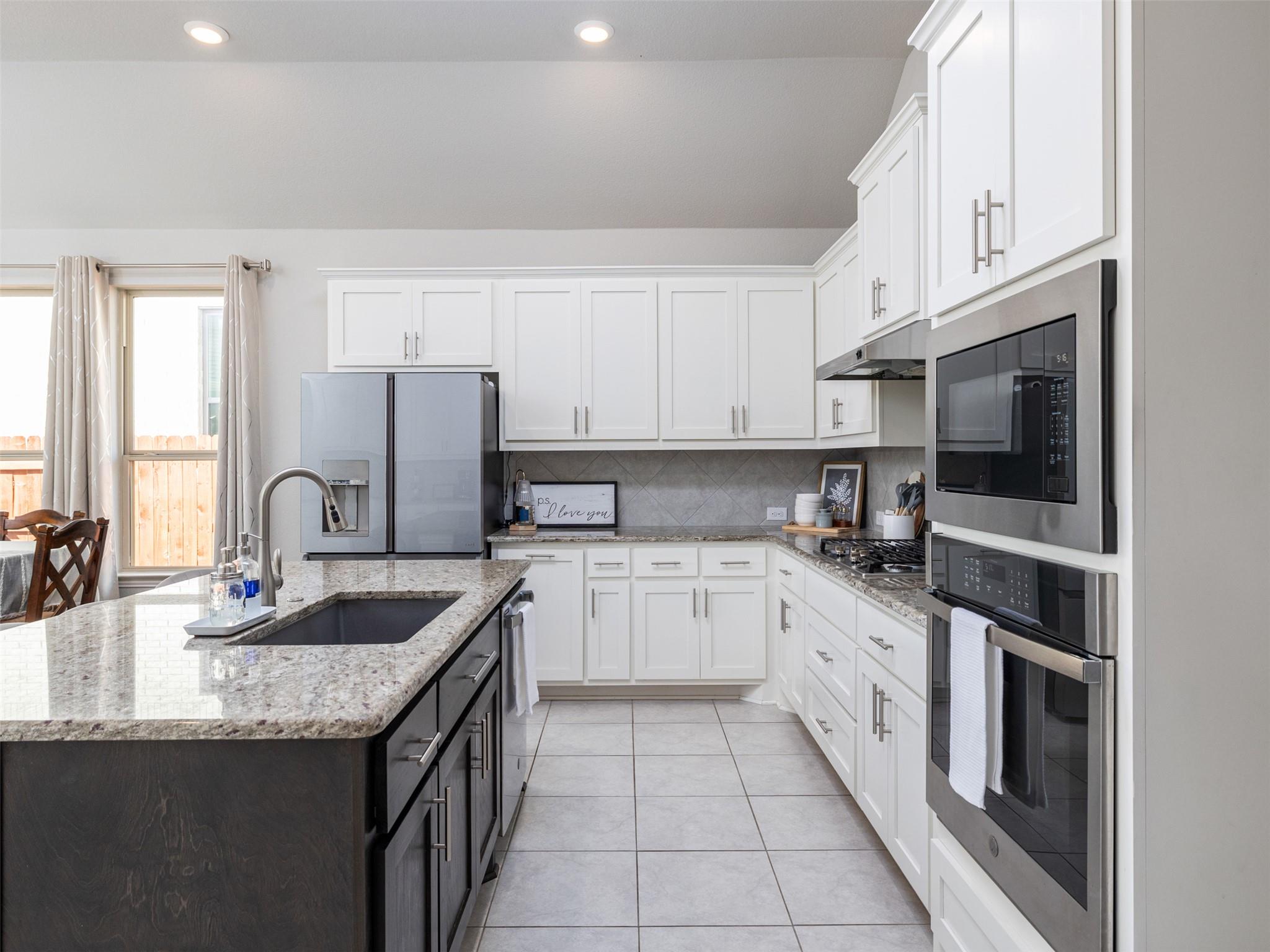 175 Bonham Cv, Dripping Springs, TX 78620