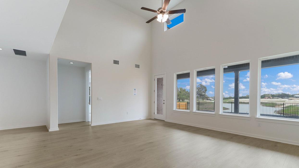 417 Eagle Canyon Dr, Leander, TX 78641