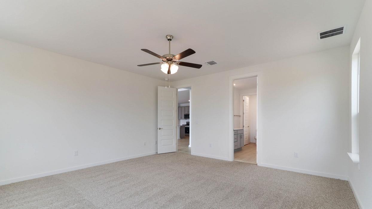 417 Eagle Canyon Dr, Leander, TX 78641