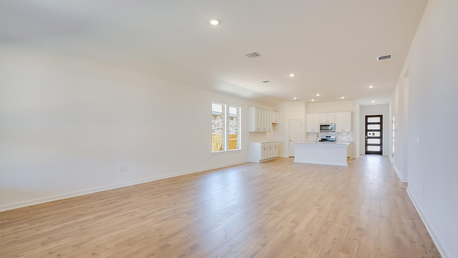 413 Eagle Canyon Dr, Leander, TX 78641