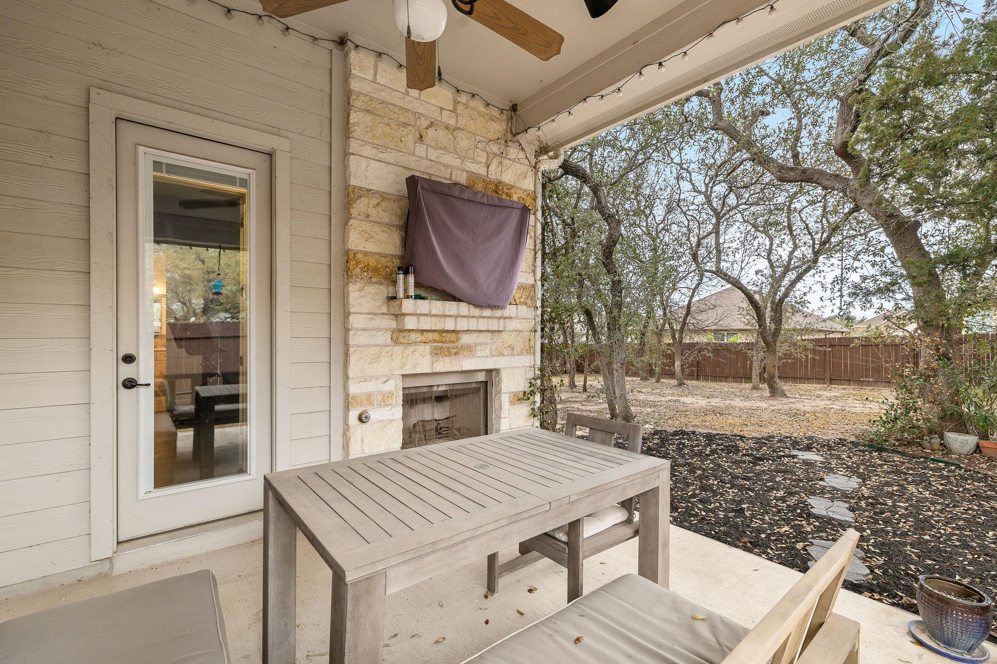 520 Merlin Ln, Leander, TX 78641