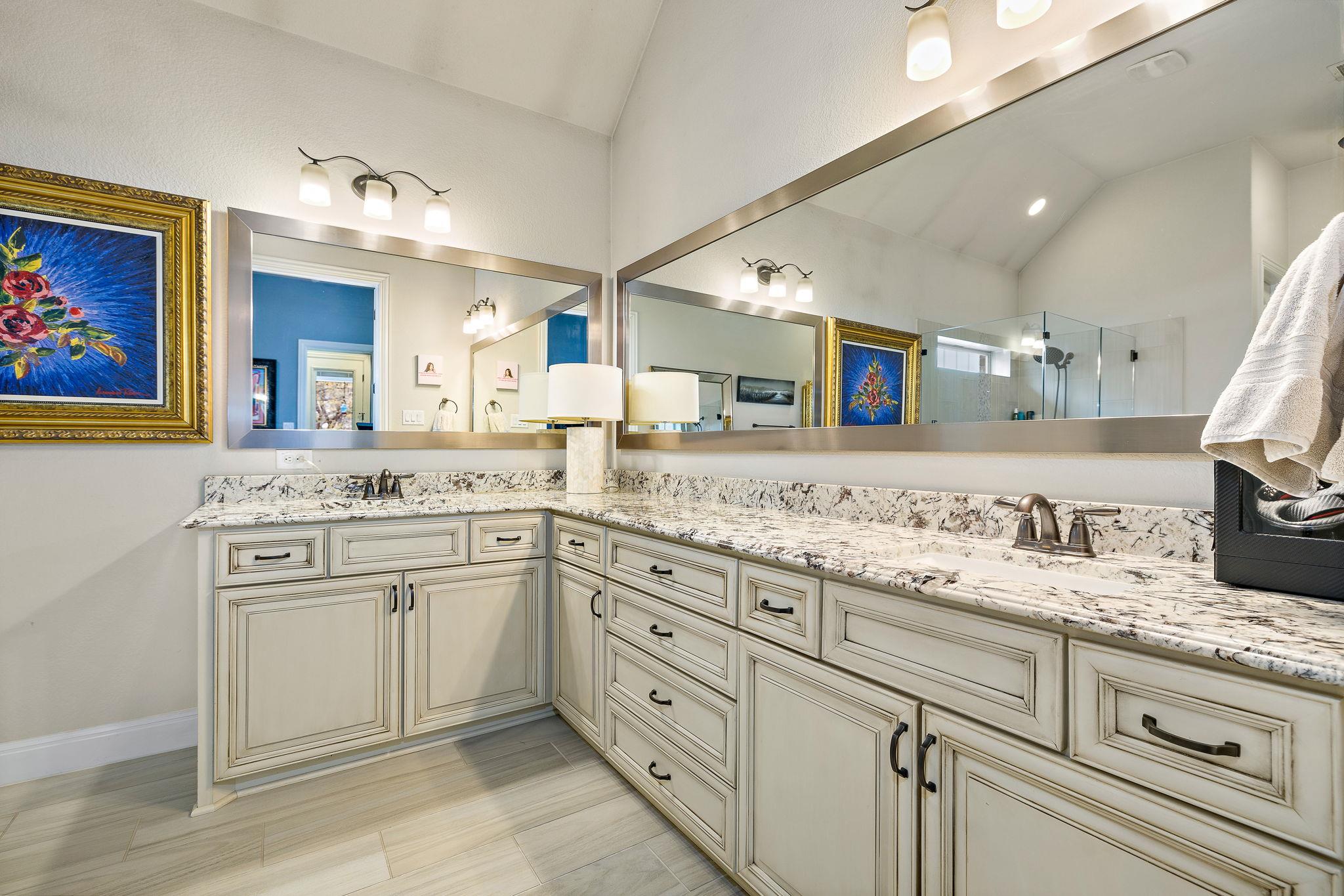 520 Merlin Ln, Leander, TX 78641