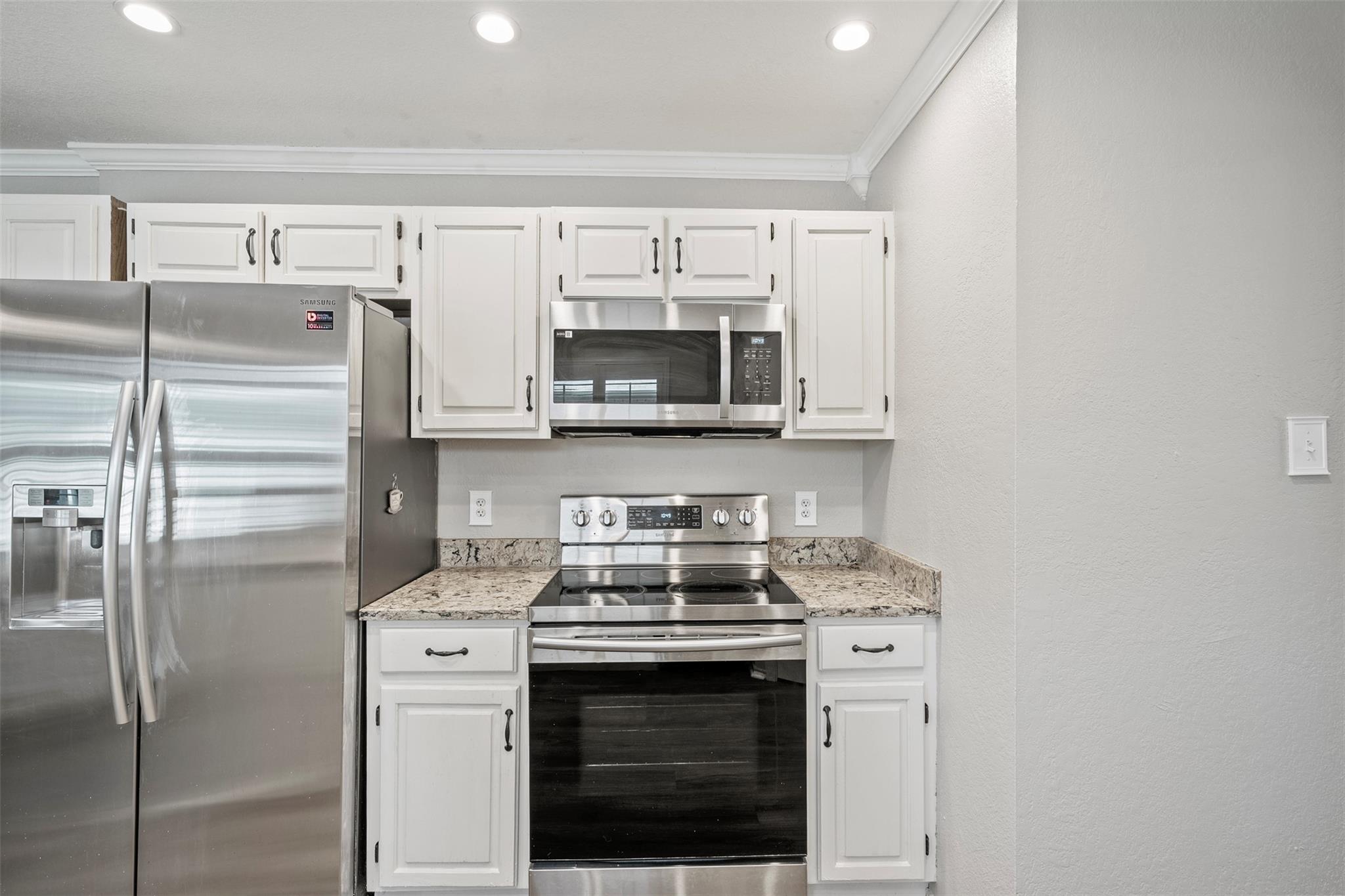 4518 Stagecoach Trl, Temple, TX 76502