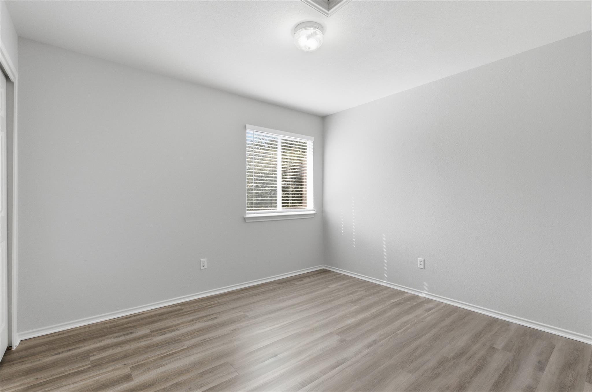 11607 Paul E Anderson Dr, Austin, TX 78748