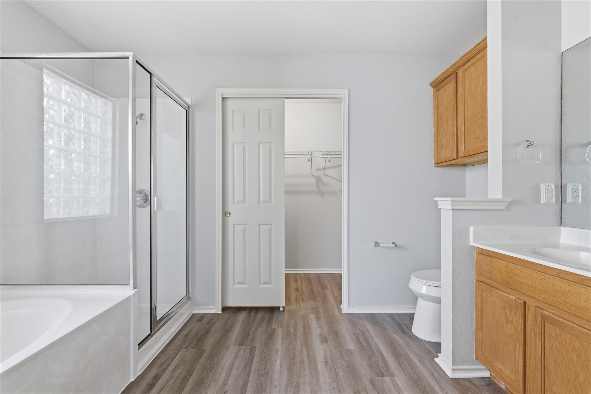 11607 Paul E Anderson Dr, Austin, TX 78748