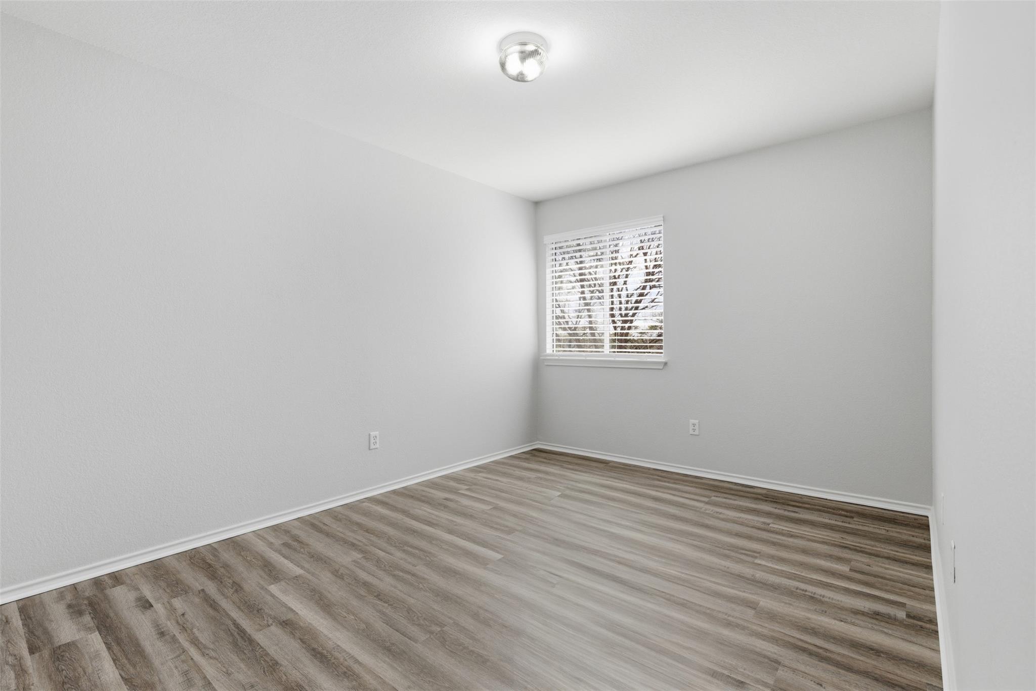 11607 Paul E Anderson Dr, Austin, TX 78748