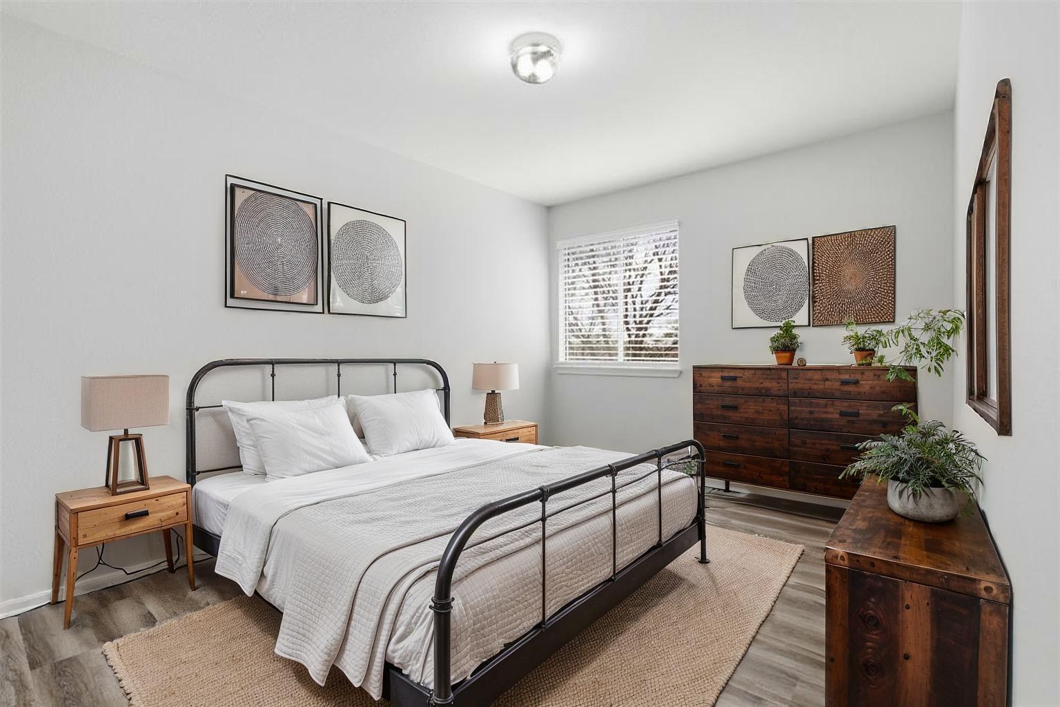 11607 Paul E Anderson Dr, Austin, TX 78748