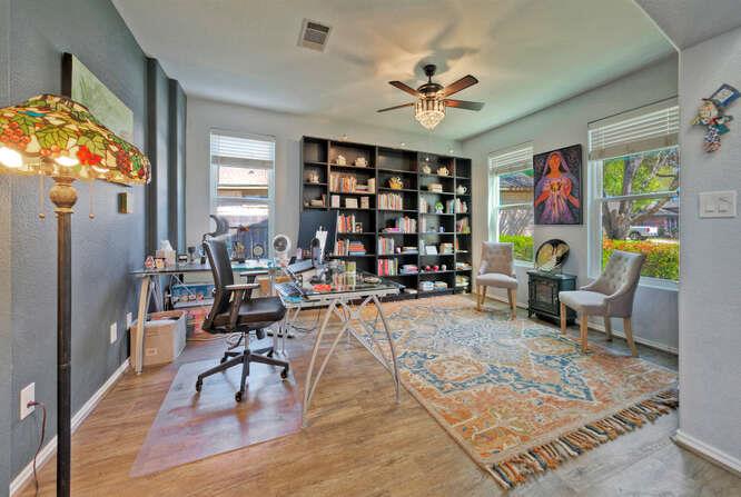 1913 Avante Dr, Cedar Park, TX 78613