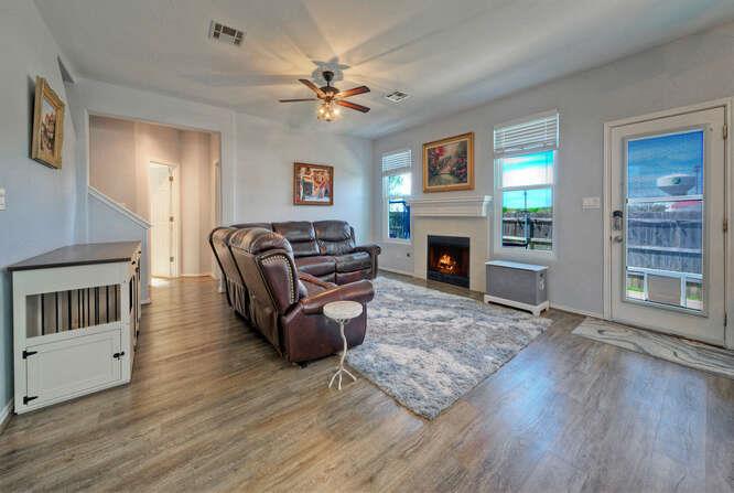 1913 Avante Dr, Cedar Park, TX 78613