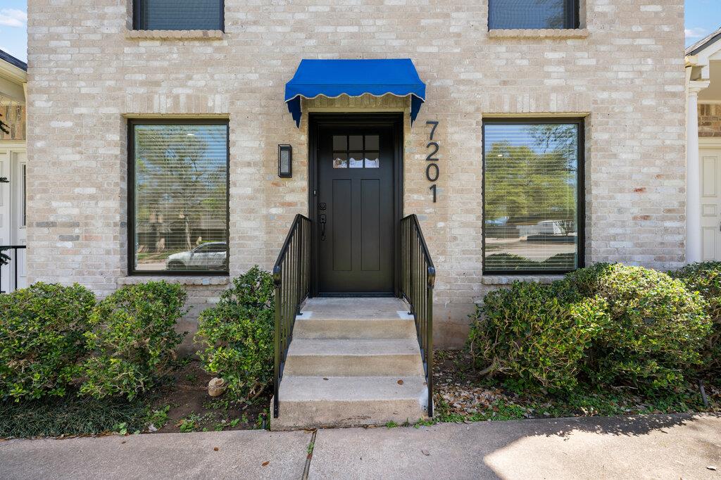 7201 Chimney Cors, Austin, TX 78731