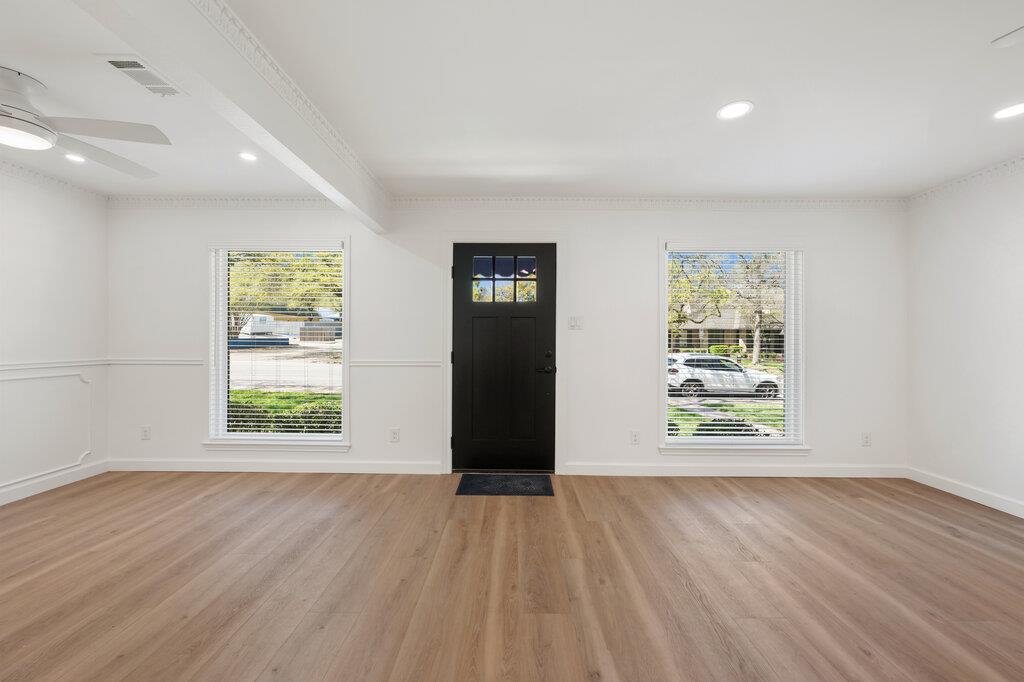 7201 Chimney Cors, Austin, TX 78731