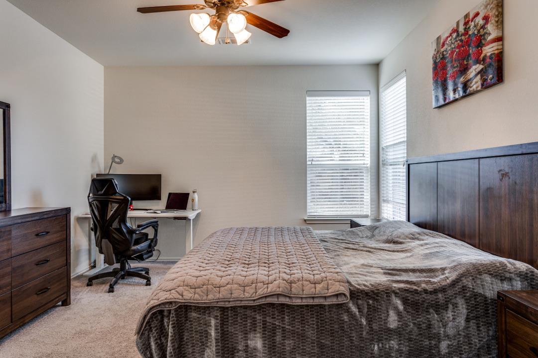 10300 Laredo Dr, Austin, TX 78748