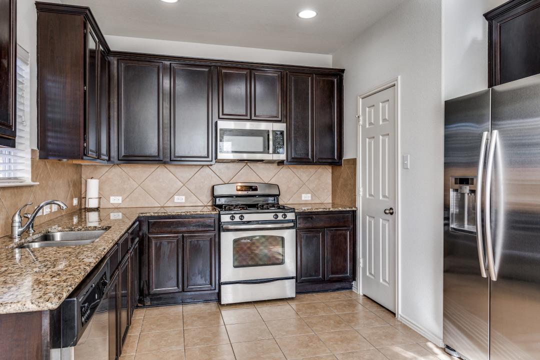 10300 Laredo Dr, Austin, TX 78748