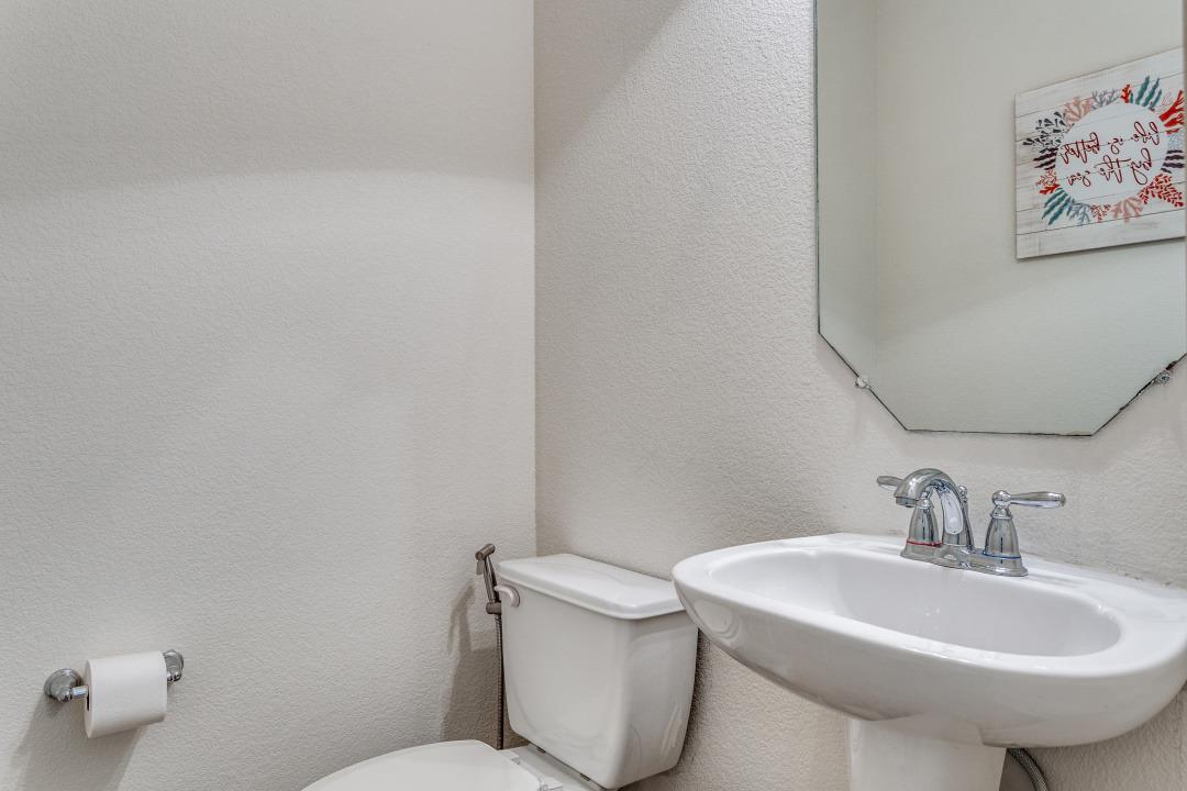 10300 Laredo Dr, Austin, TX 78748