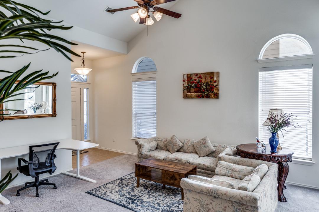 10300 Laredo Dr, Austin, TX 78748