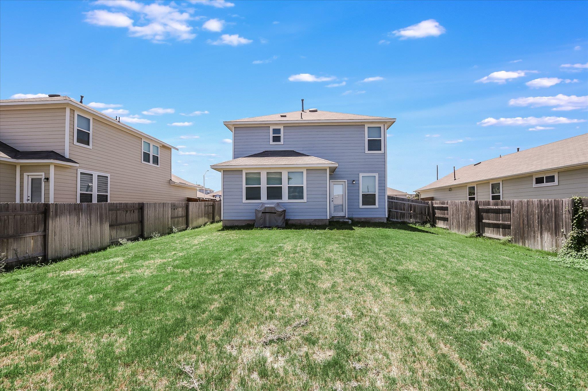 204 Crescent St, Georgetown, TX 78626