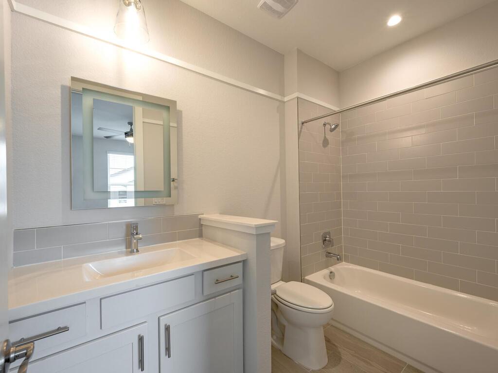 12001 Vista Parke Dr # 1103, Austin, TX 78726