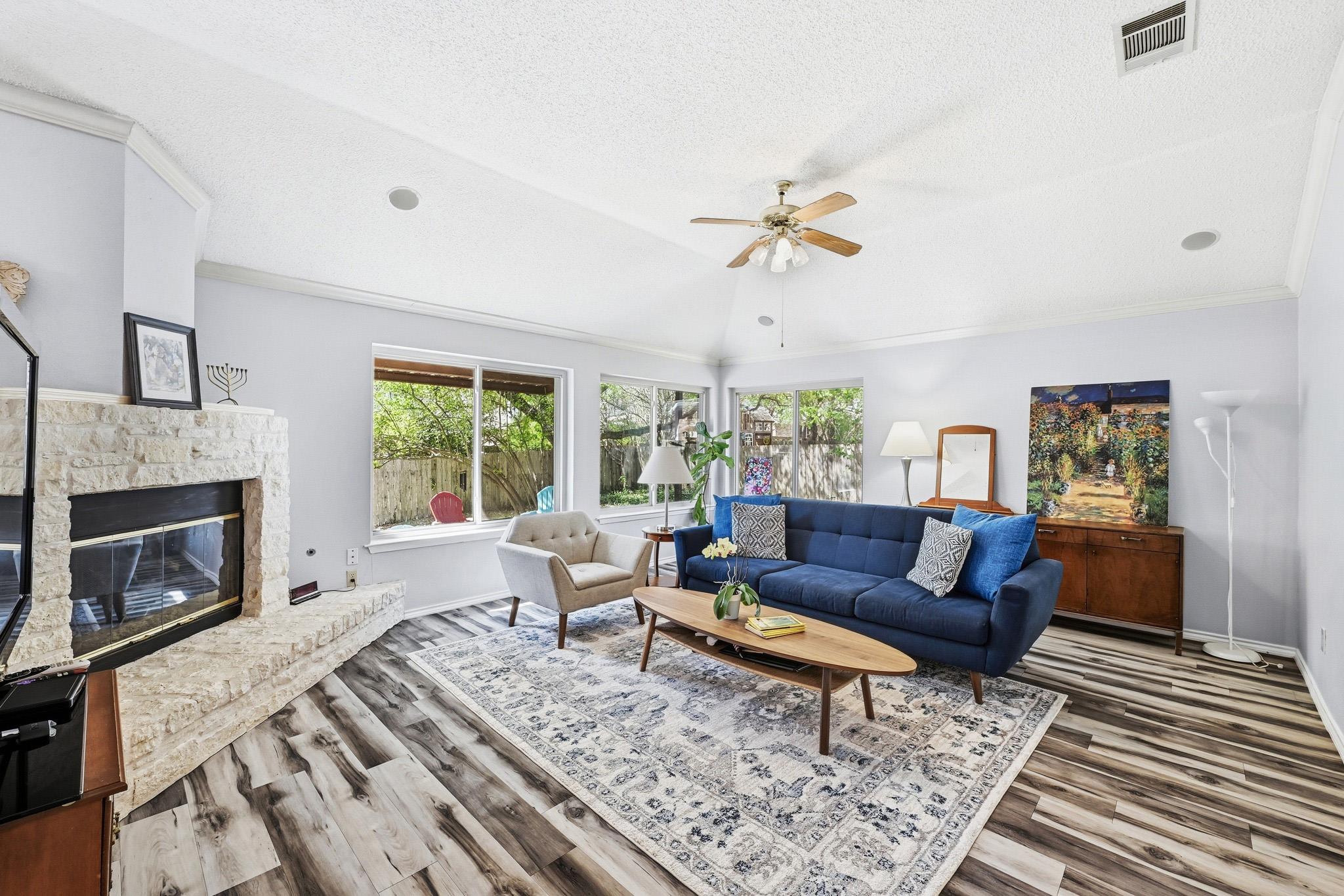 10803 Pinkney Ln, Austin, TX 78739