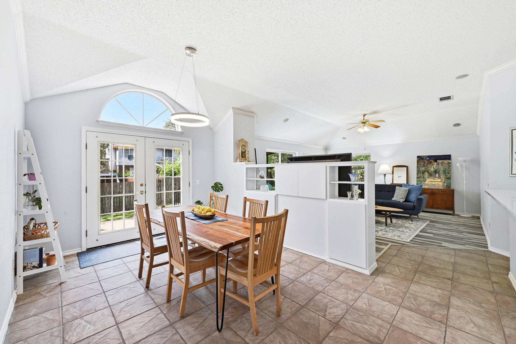 10803 Pinkney Ln, Austin, TX 78739