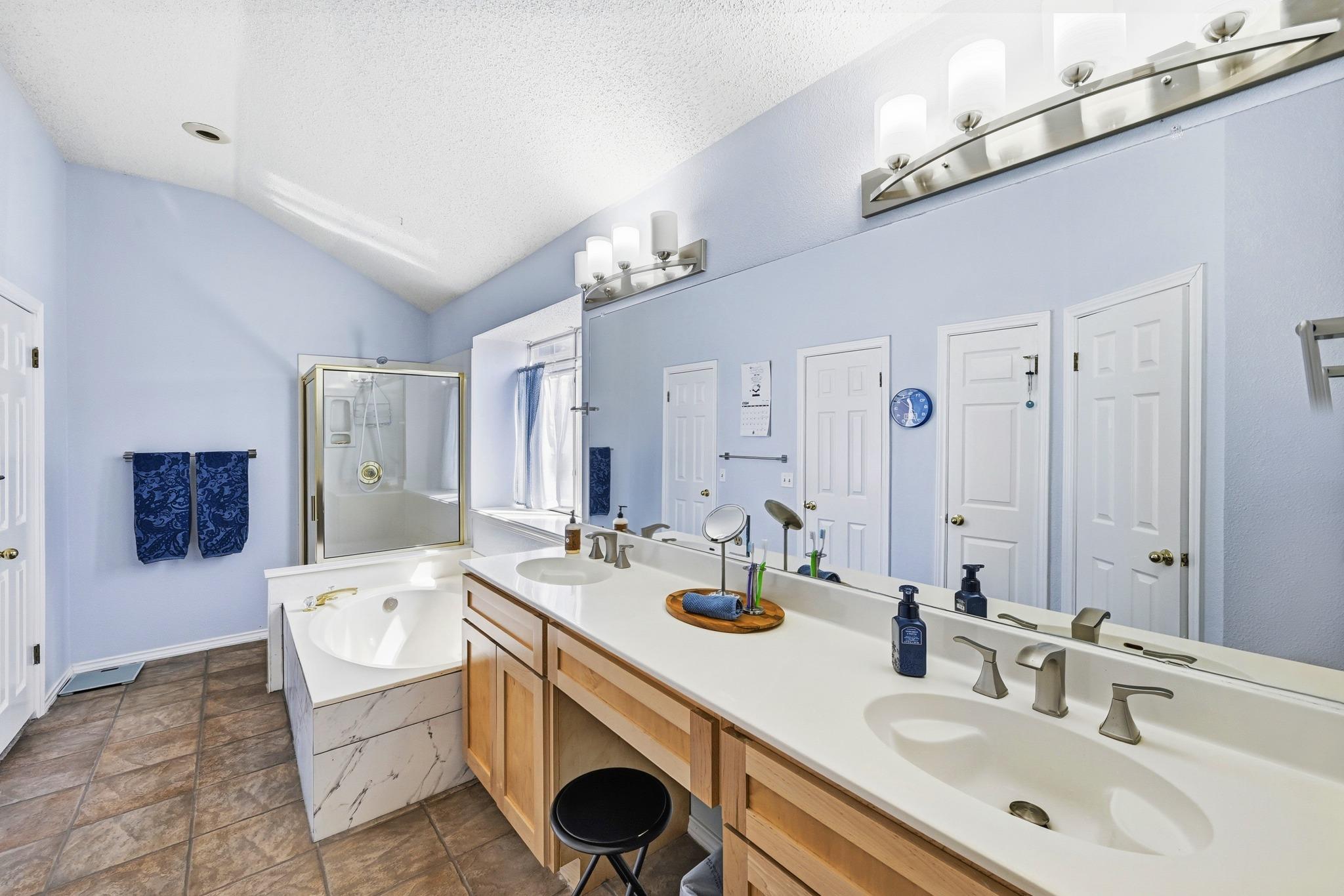 10803 Pinkney Ln, Austin, TX 78739