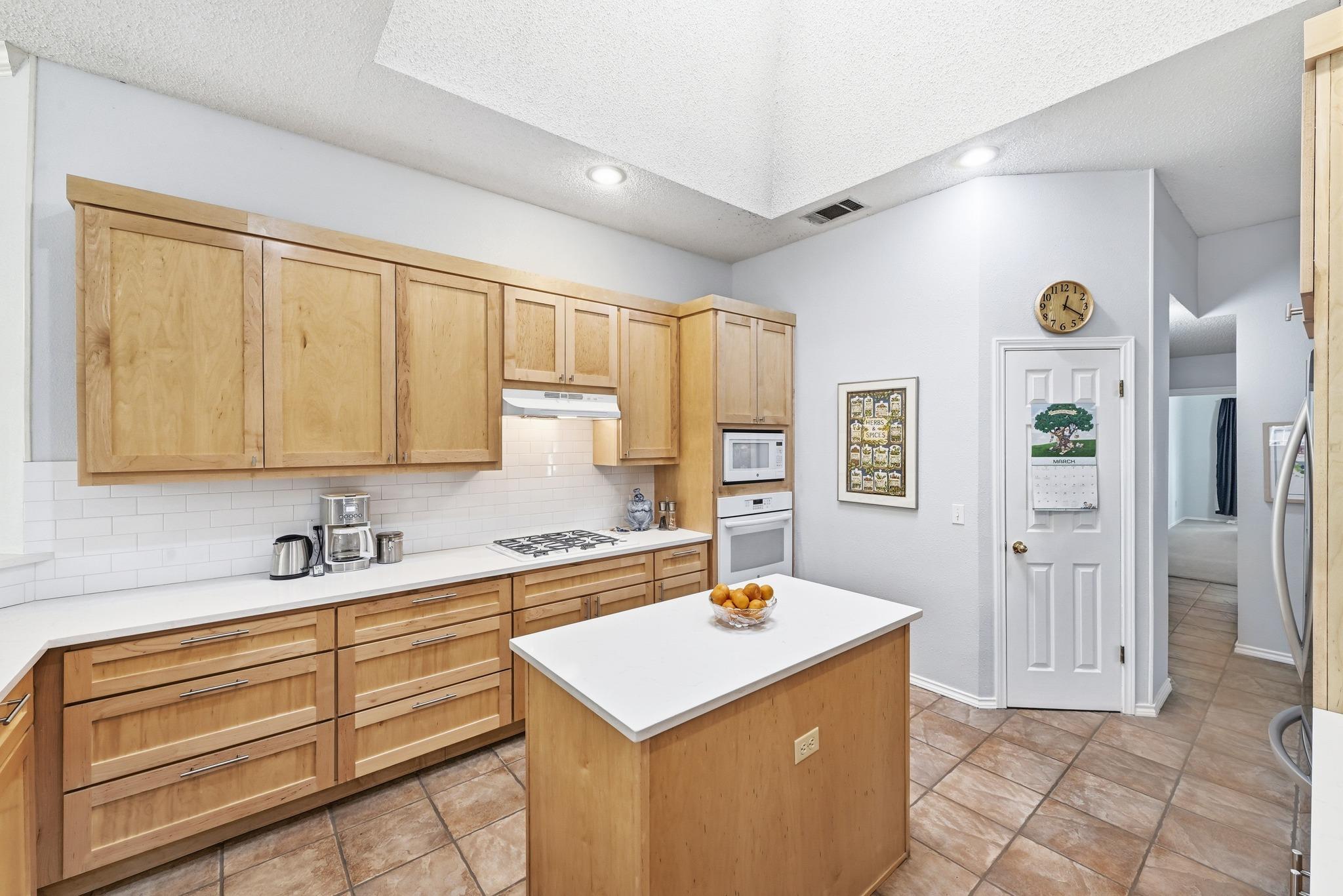 10803 Pinkney Ln, Austin, TX 78739