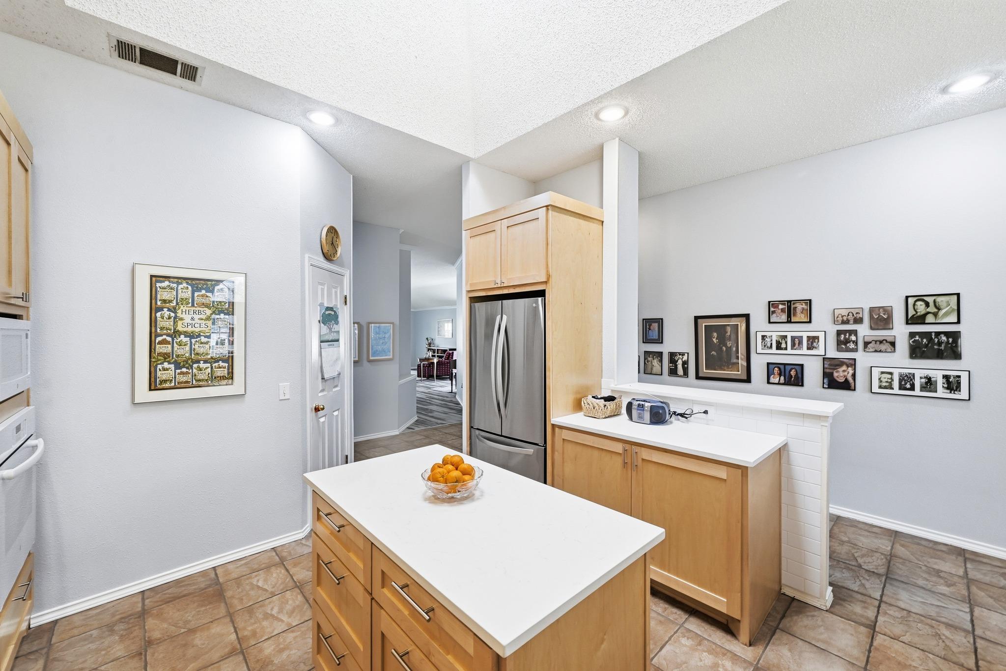 10803 Pinkney Ln, Austin, TX 78739